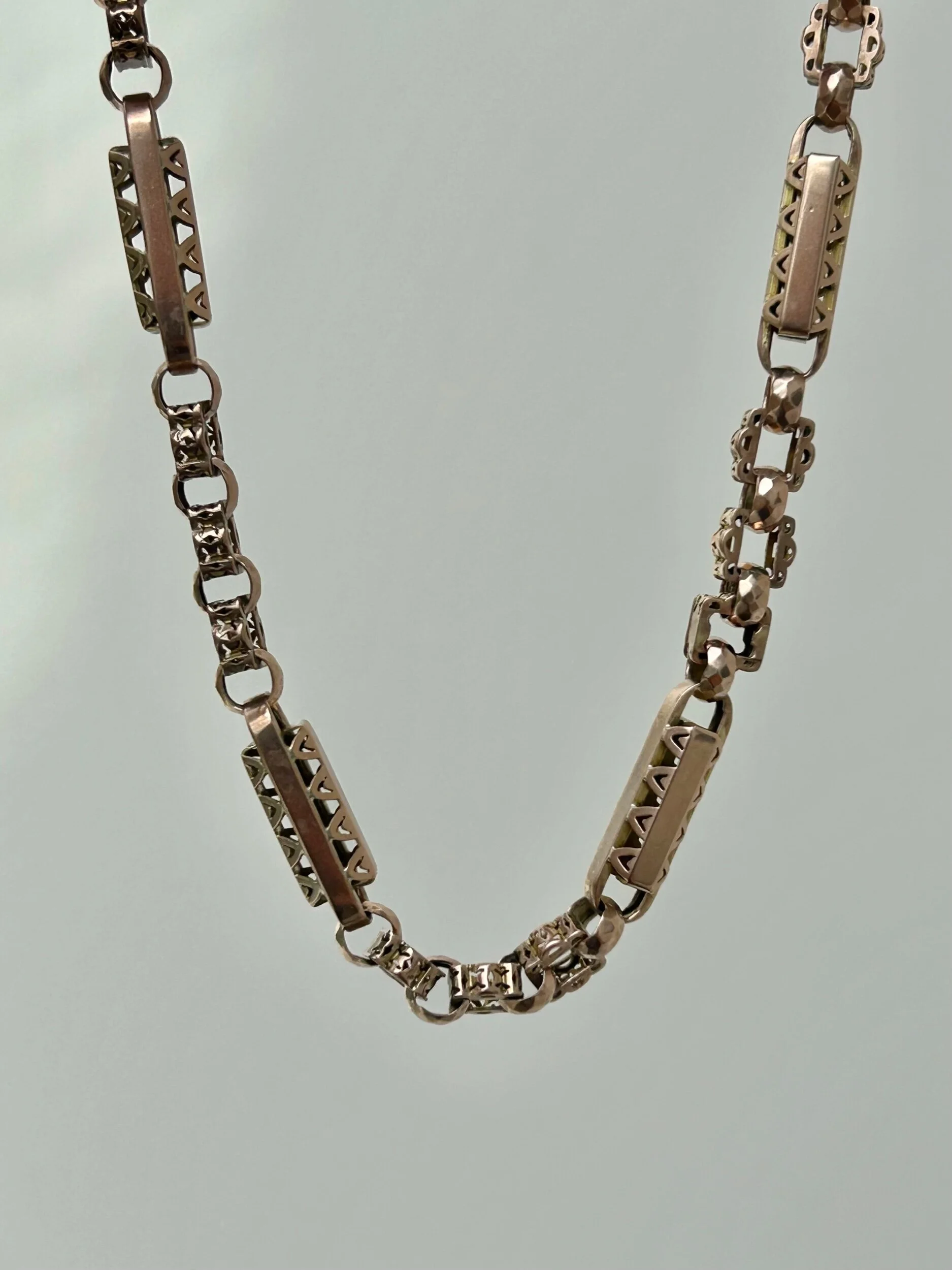 7F0912E5-67AB-4E98-80D3-BC0AFCBE2B20