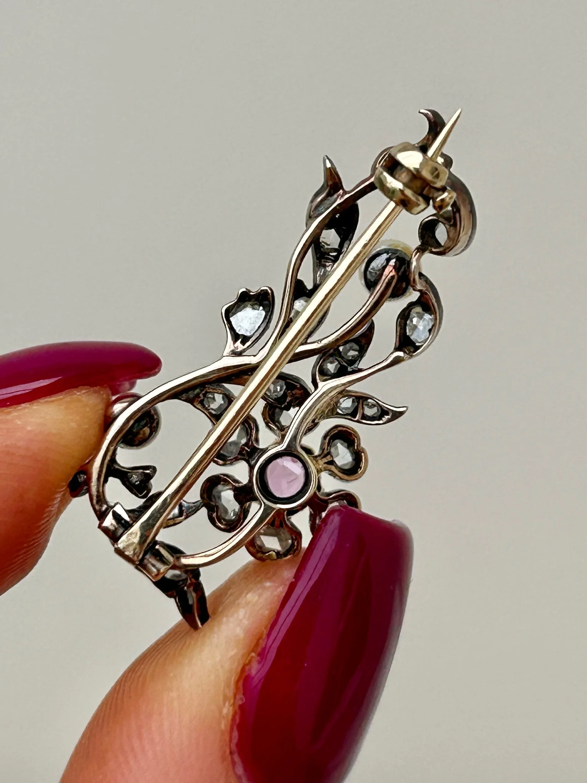 15386359-3215-457C-90CF-1FA2AF0D0229