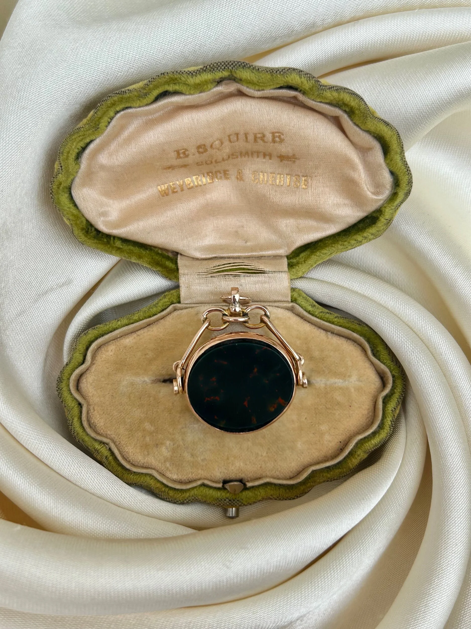 3D32704F-7116-4A59-ABCF-7F7CD246377B