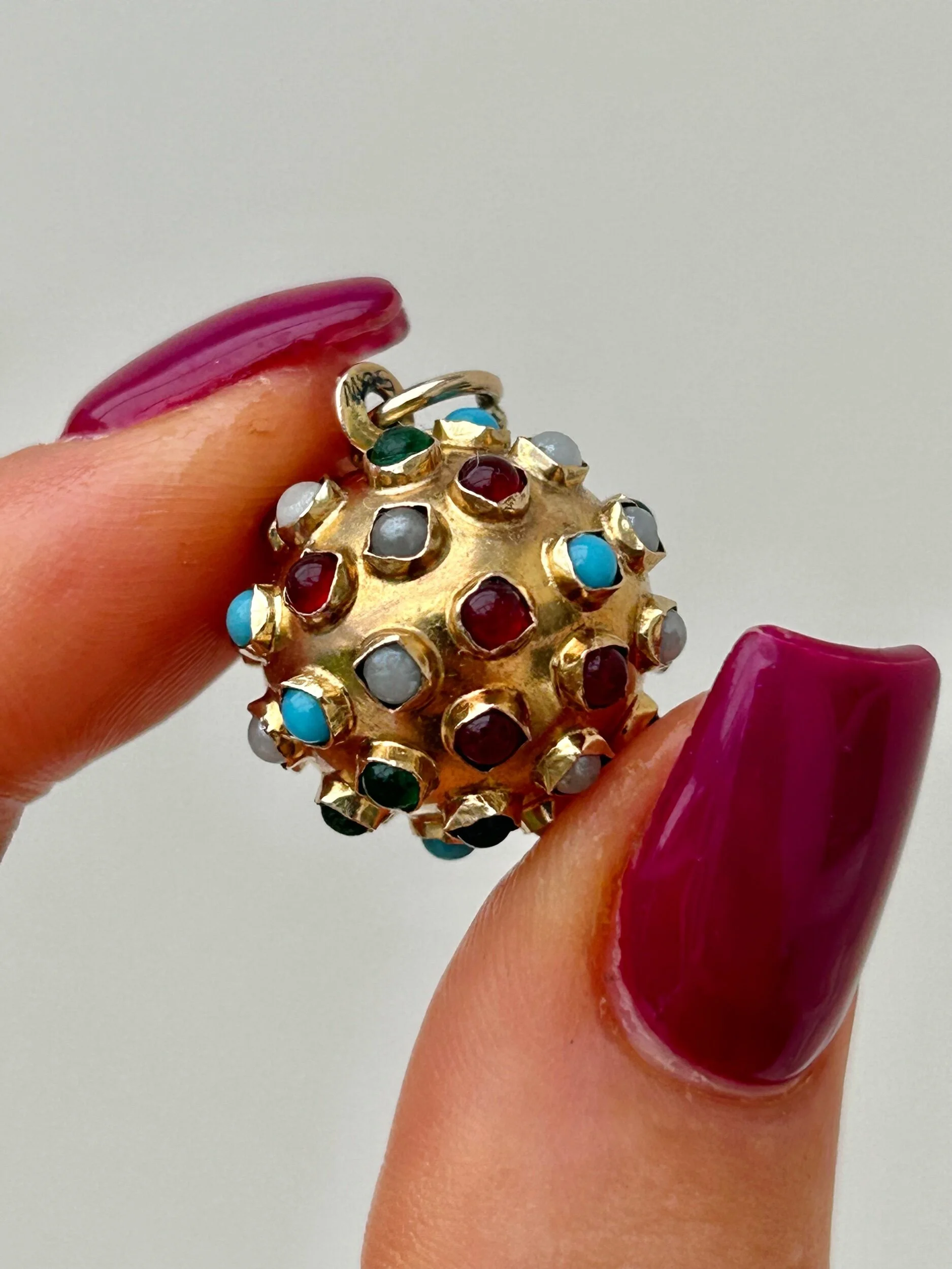 B1766B98-FBBC-46F1-B1BF-E46E8F5C7B3A