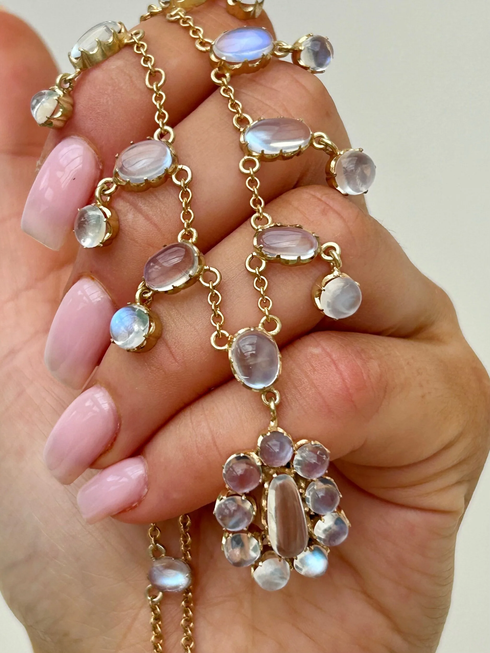 AFA84450-27B7-4928-AD11-6B017542CB13