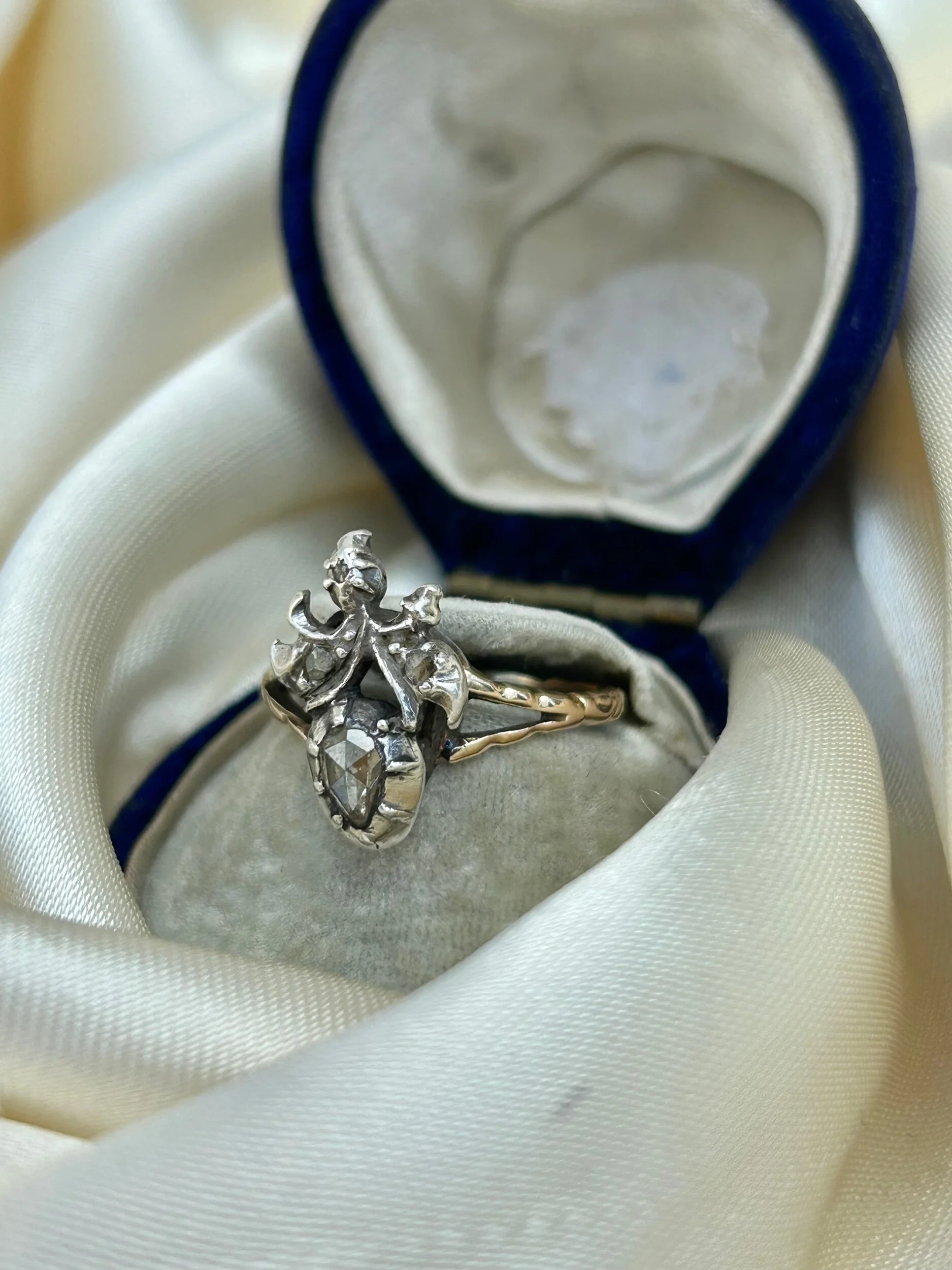 2BAC7DF1-EE6B-48AE-8A5C-639ABC34D93D