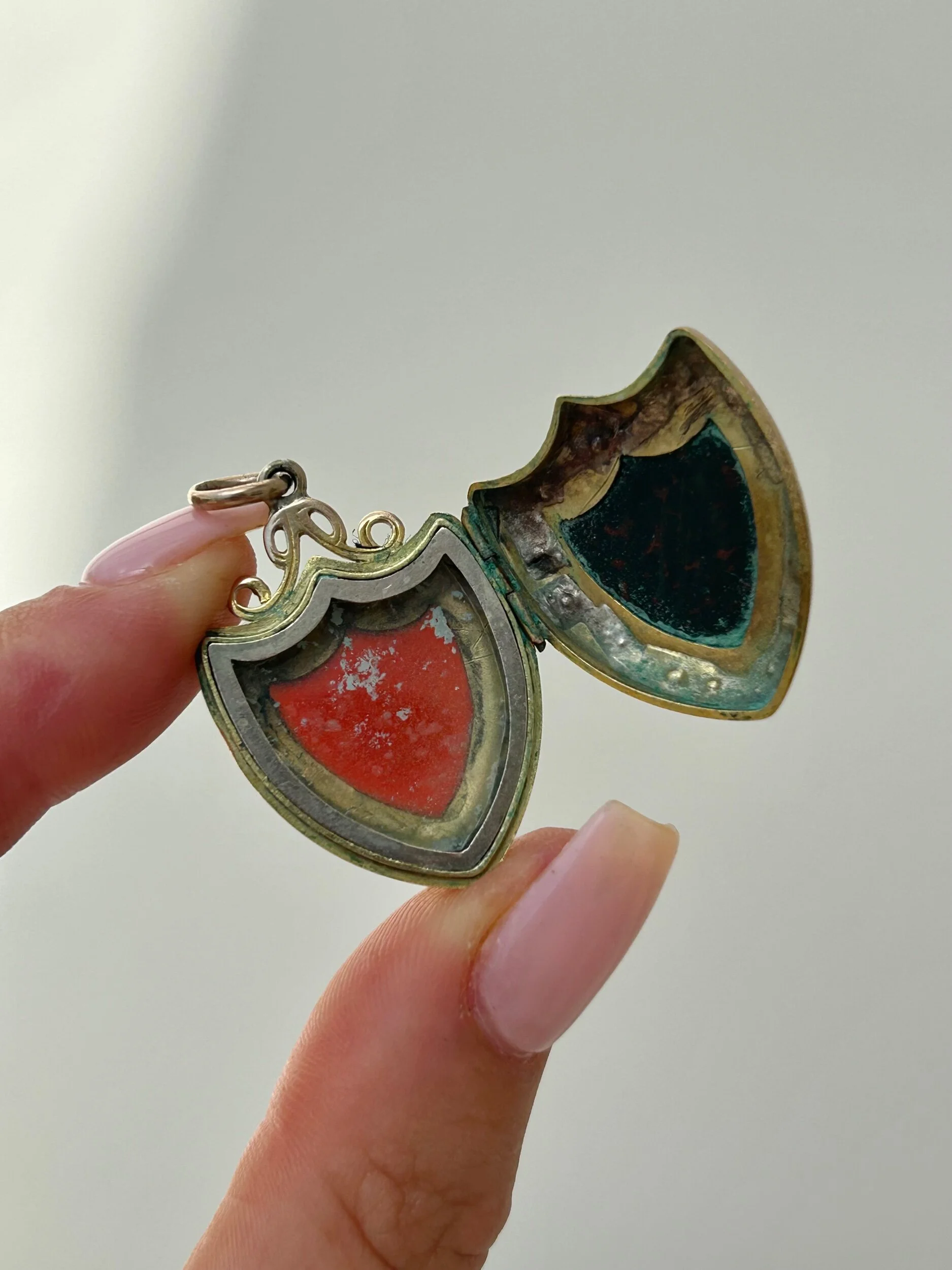 CF062782-C3D8-4DC9-B41F-2480CAF9FD6D