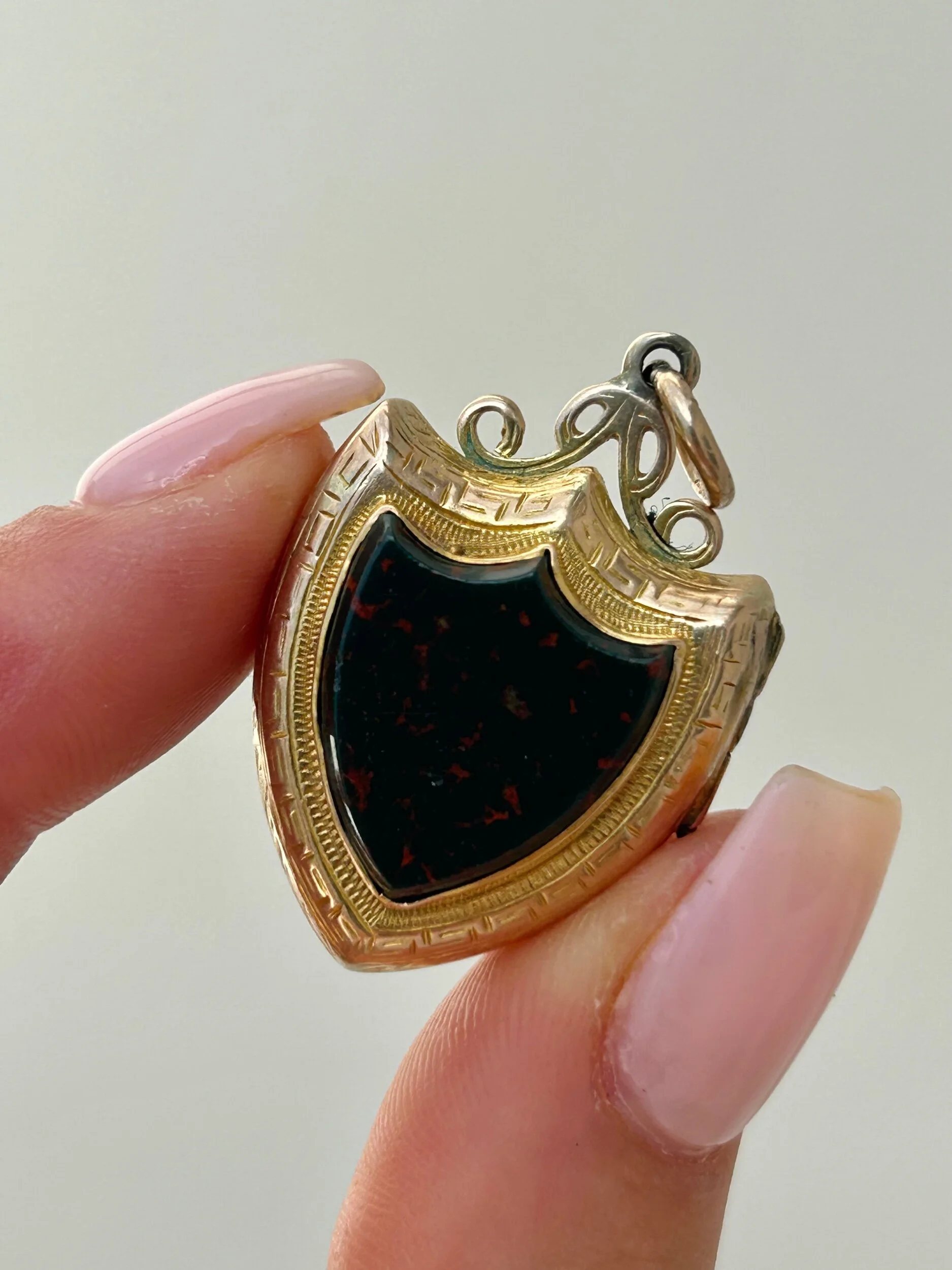 F28481EE-63FE-4336-BFF8-3EF2249483AD