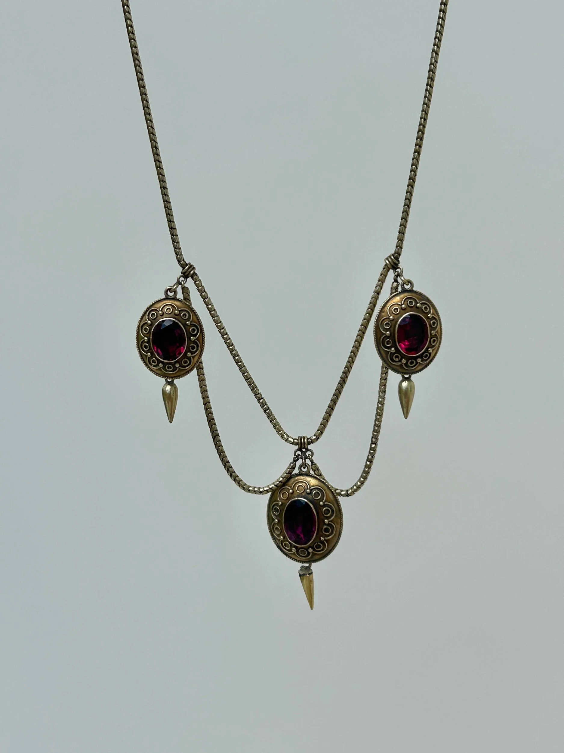 B1C4A51E-9B5B-4FDE-92D3-44022BFF7D41