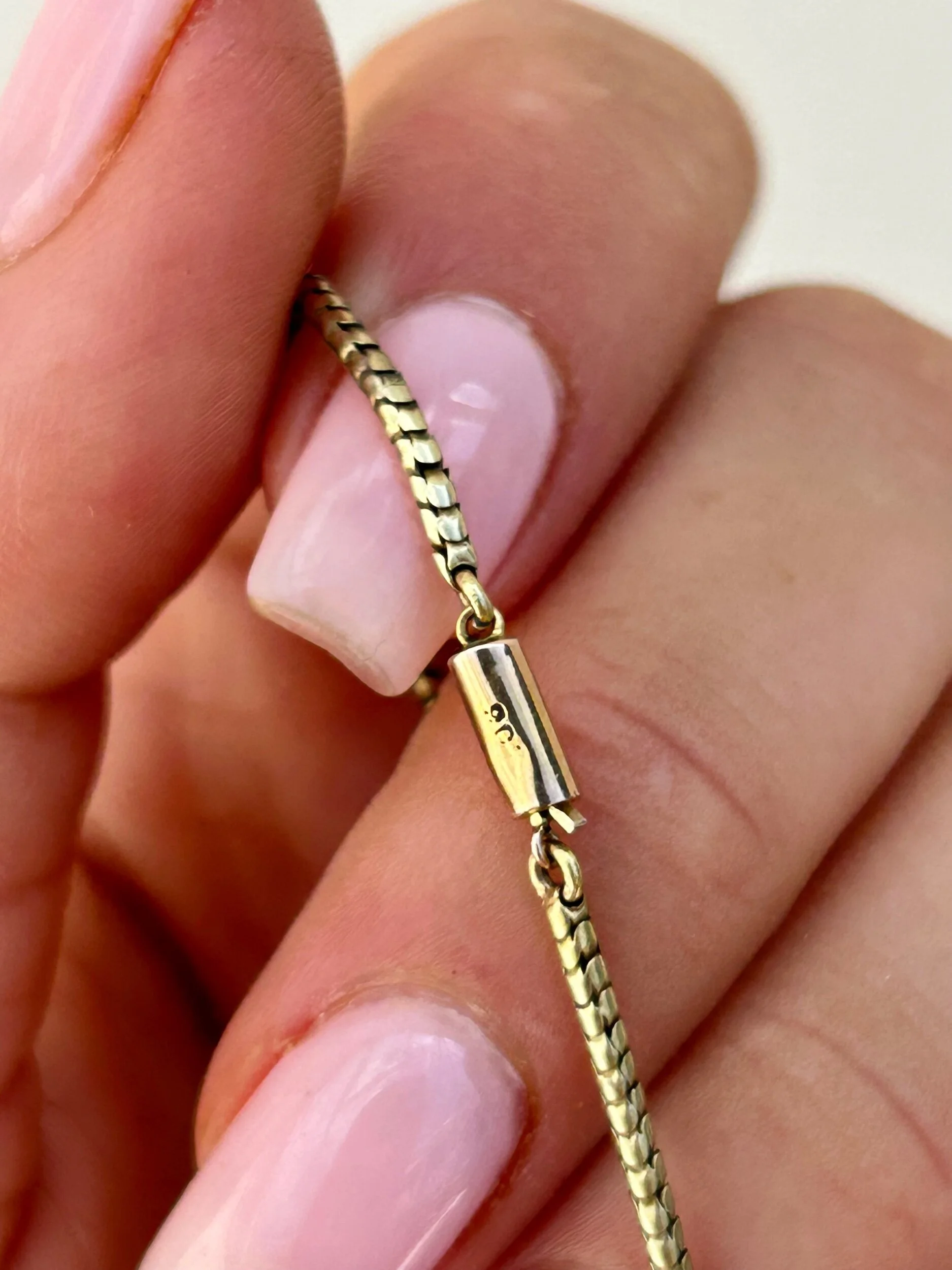 F6457701-A065-4FF1-B511-031A955C6A7D