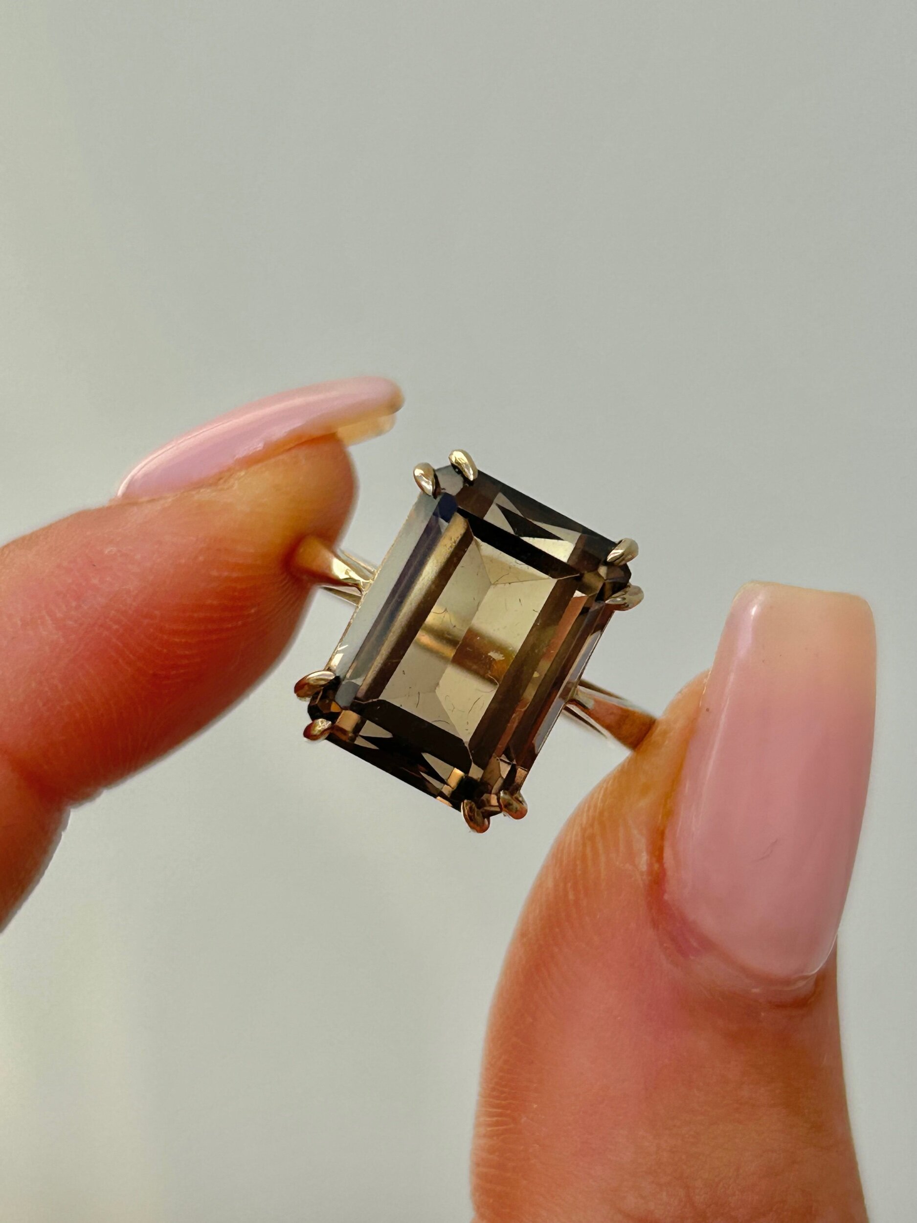 B1E563C3-95E8-4B81-BFF2-DAE926E348D1