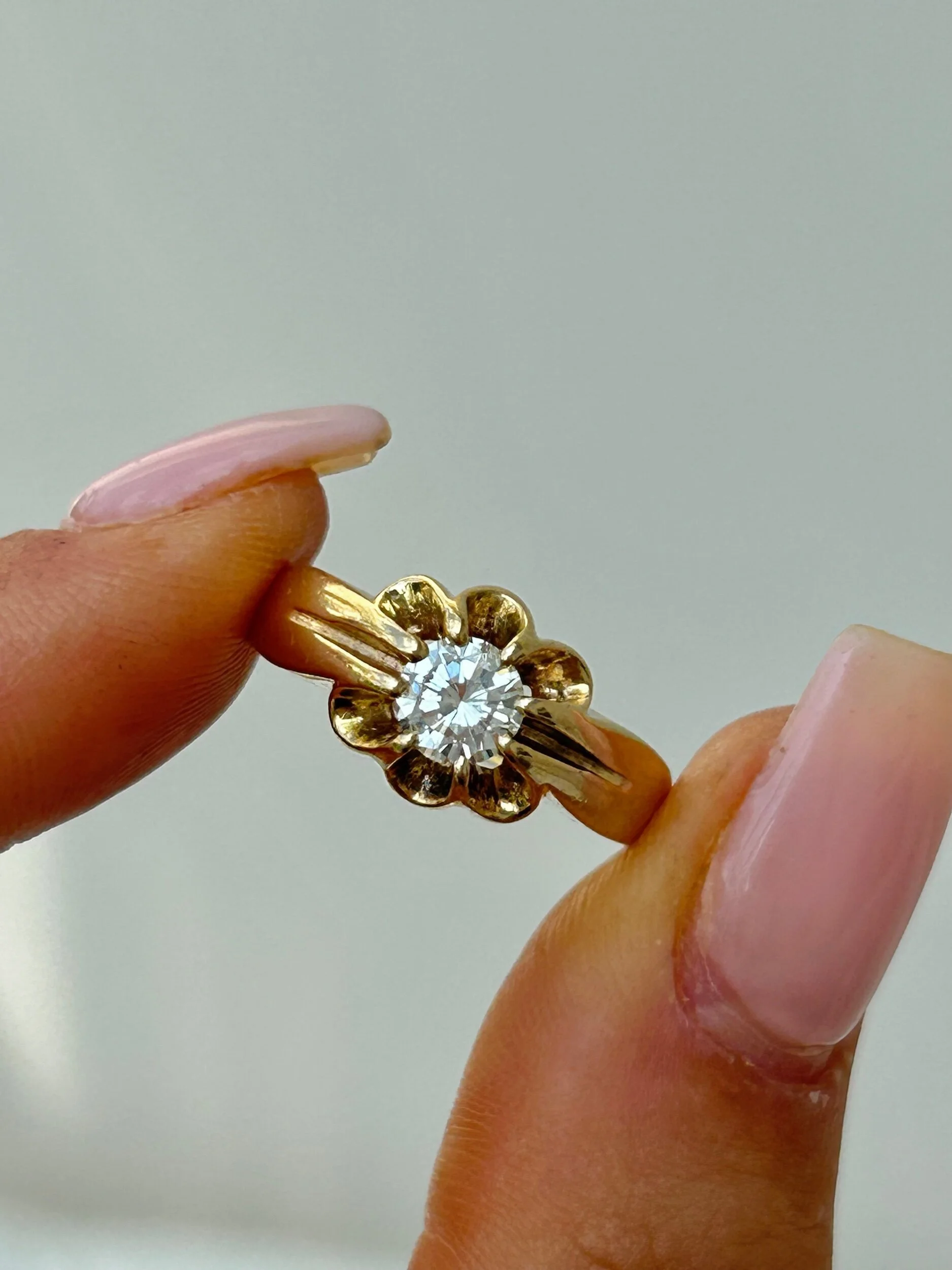 B137F9EA-40C8-4E8F-9A99-F5BAE975F70A