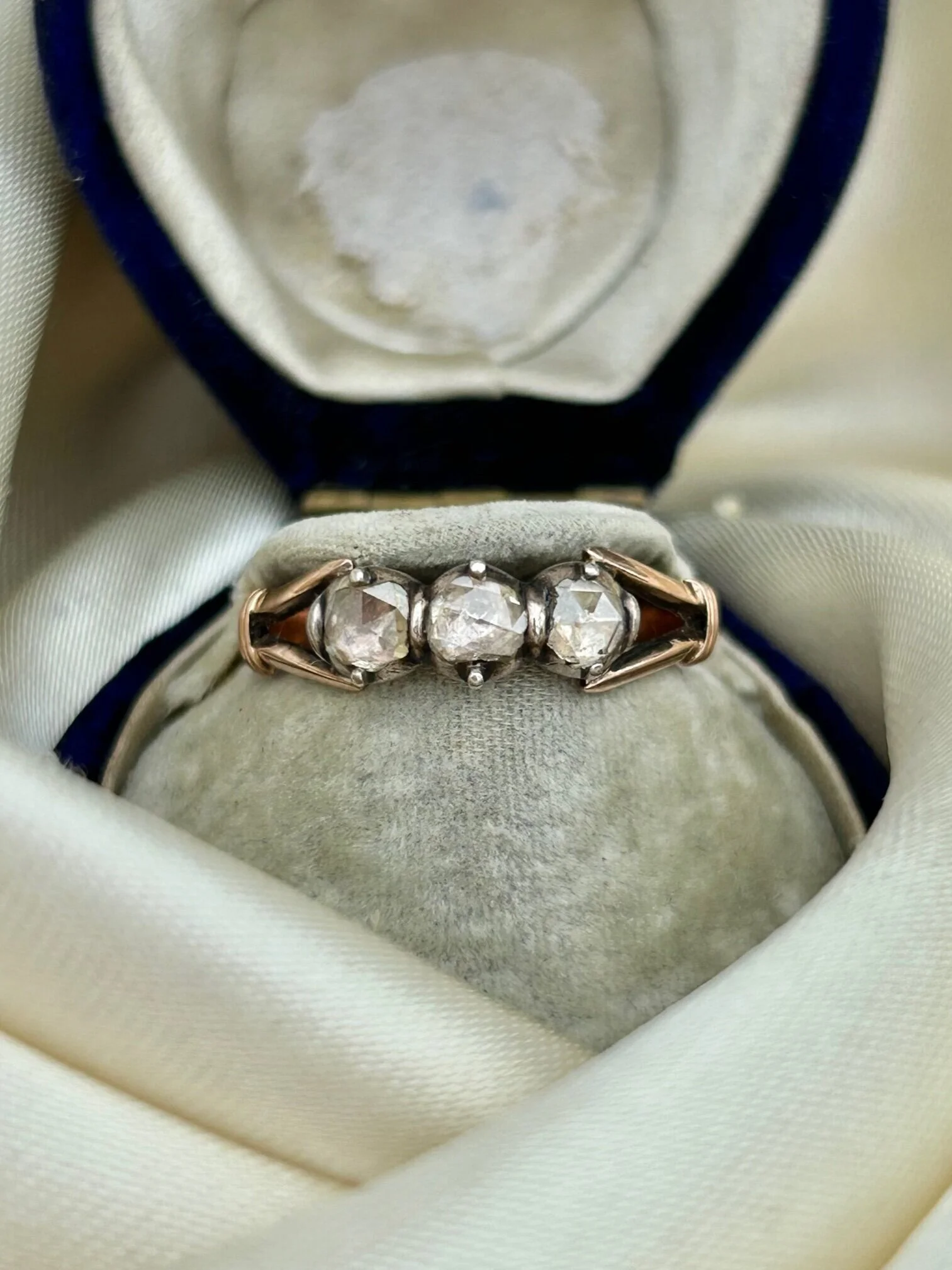 21840CCD-BF6D-47D1-A72D-BCBB3FFB1199