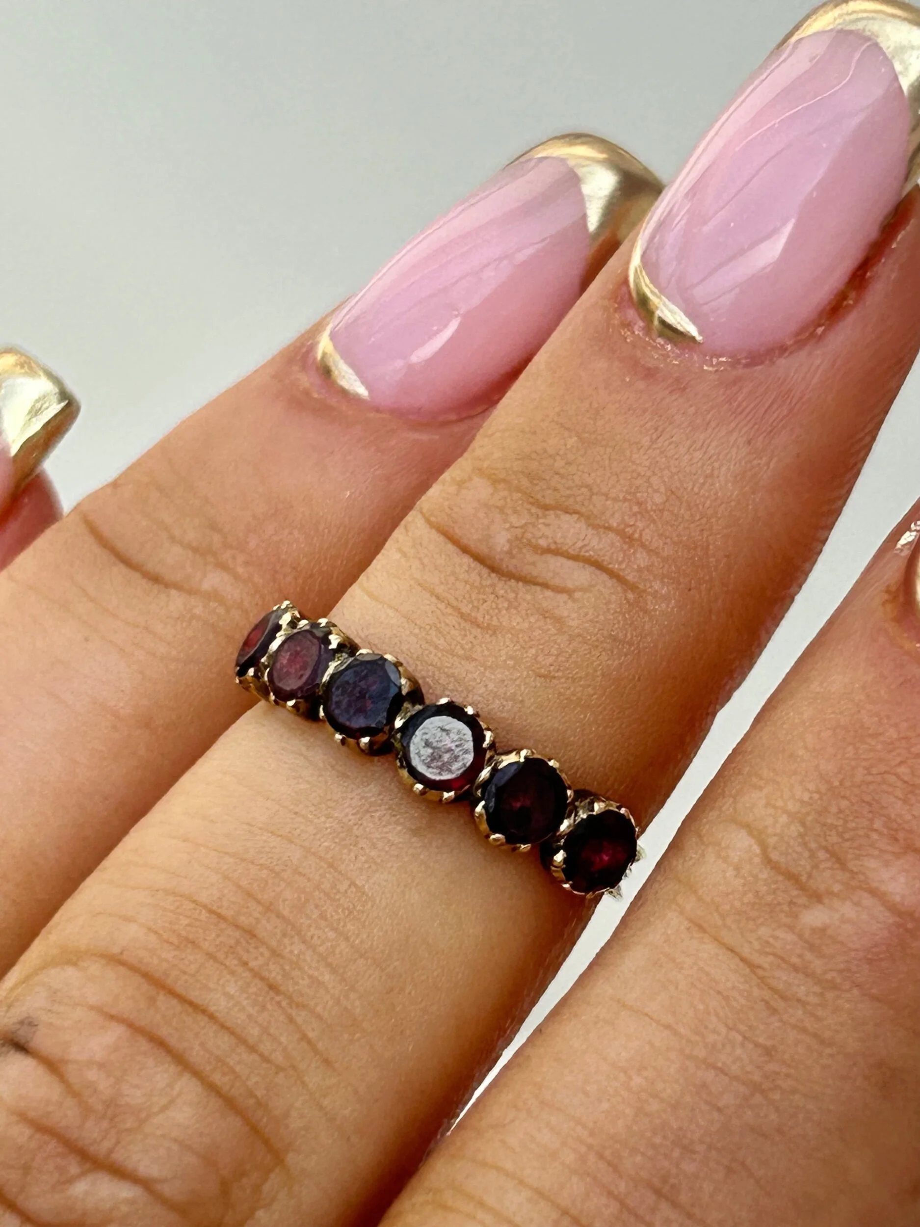 BC7B1A40-0745-4622-8735-ECD342988136