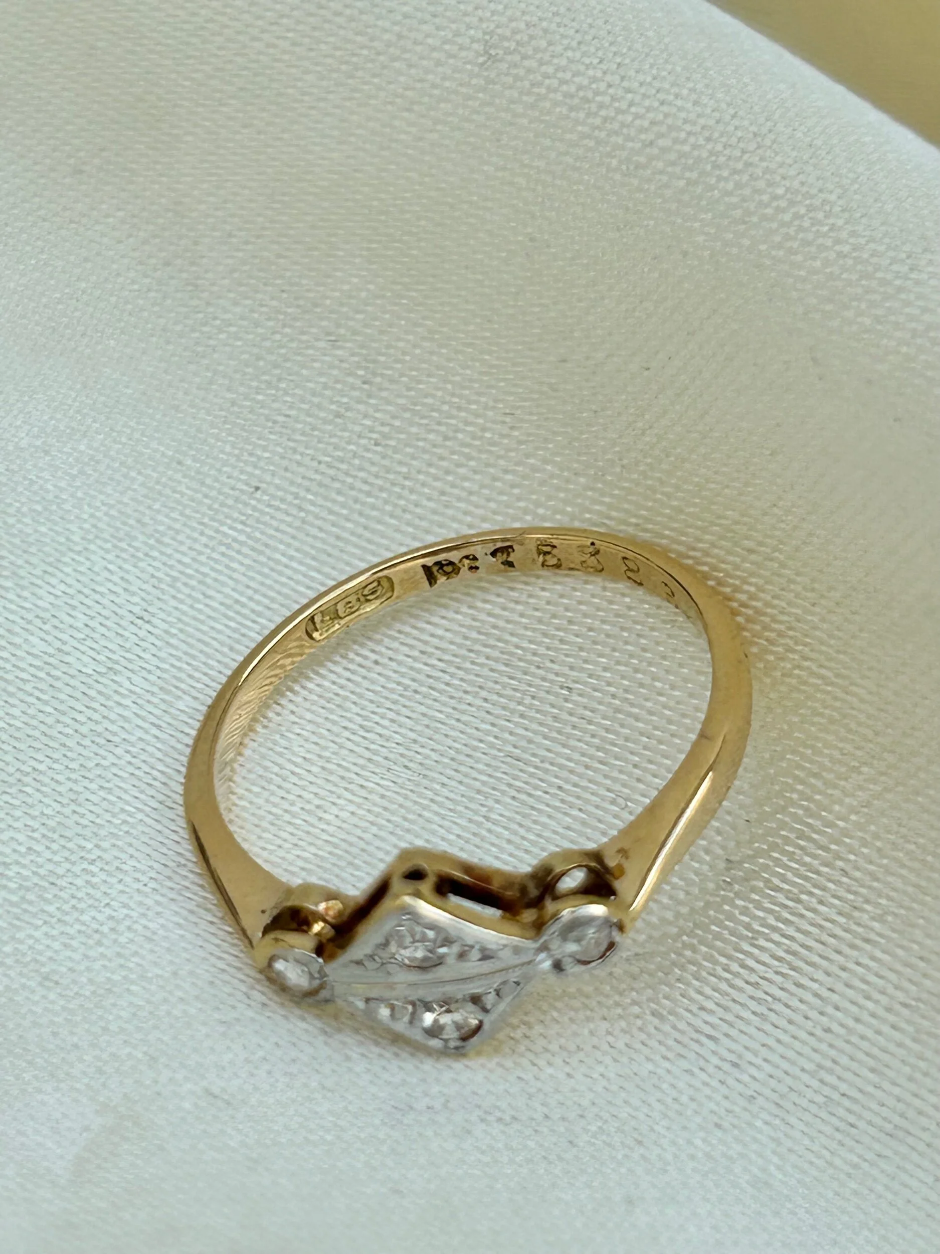 A3890480-A61B-4870-BD27-19260F399BF0