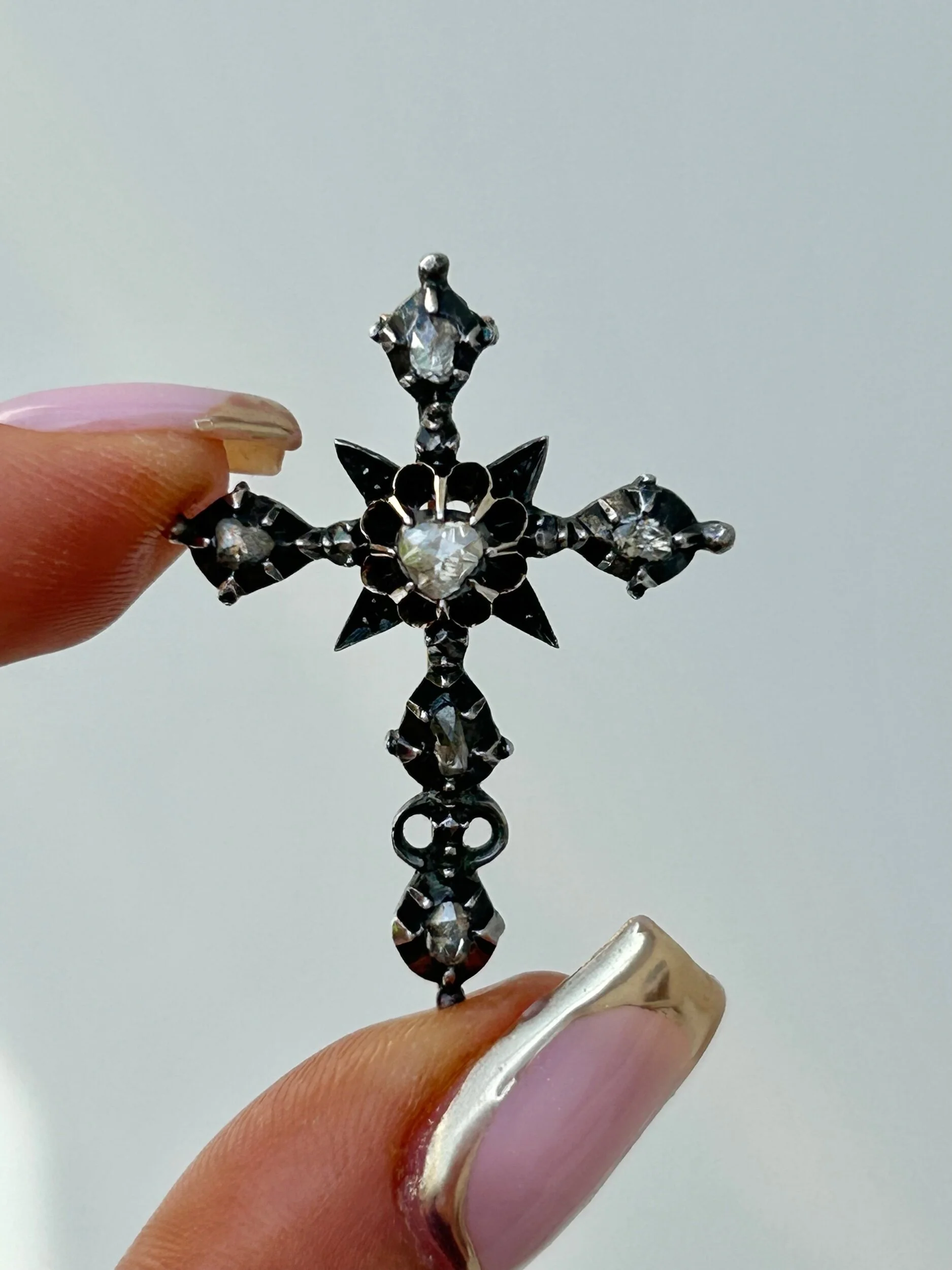 D3EE1748-51F3-449B-AB22-FED6FF751E17