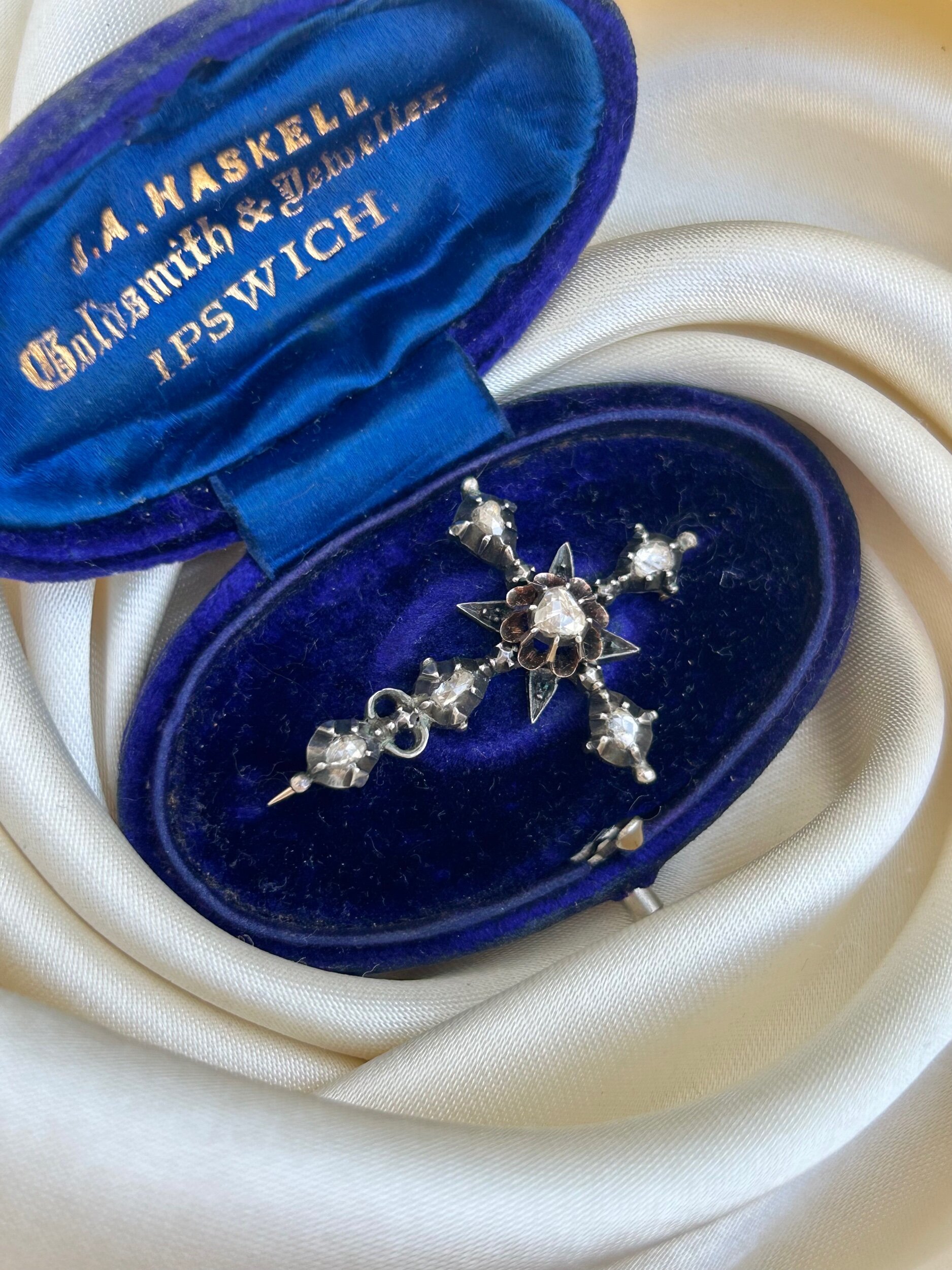 E07430A3-0FD3-4695-A7A0-FD0A65AF25C9