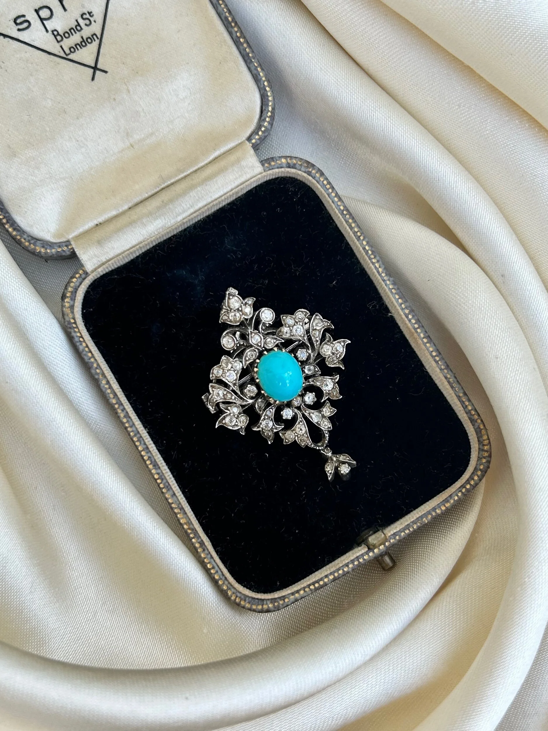 0D0241A5-6A61-4BEF-96EF-3EEEFC5184ED