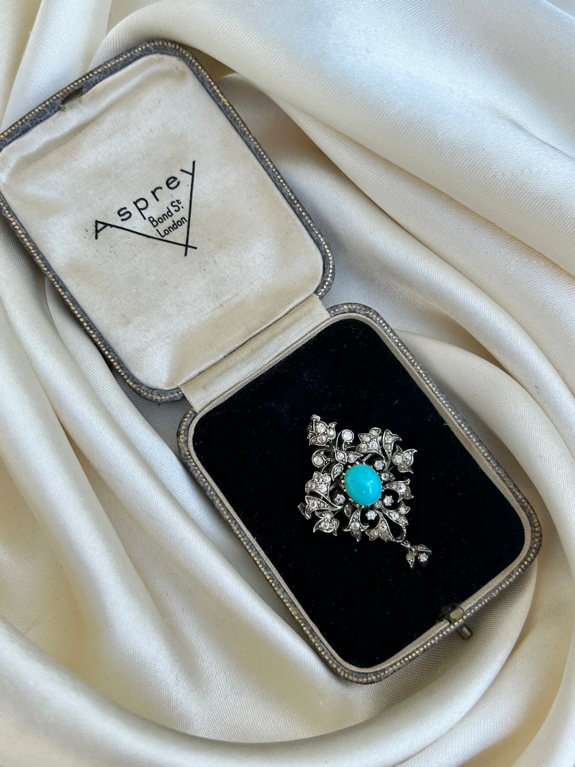 D8983A2A-3C2A-454D-8A0C-EA999B574529