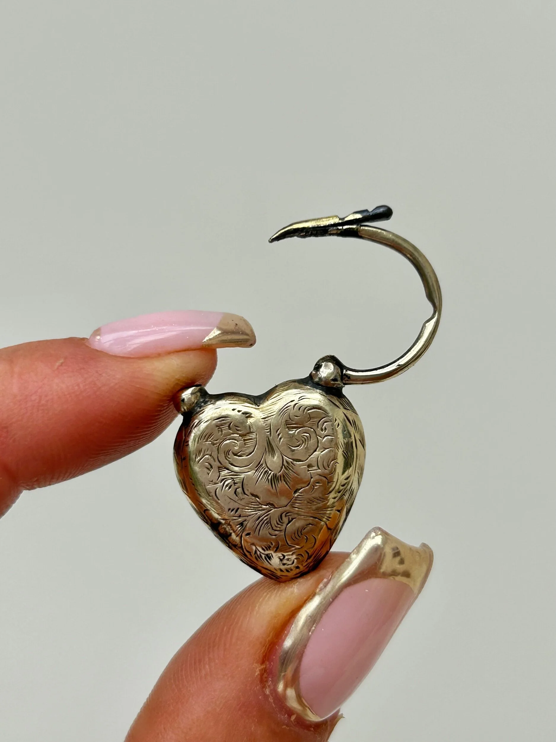 91E6EEB9-7956-4164-89CF-D6FFDB2DCD0A