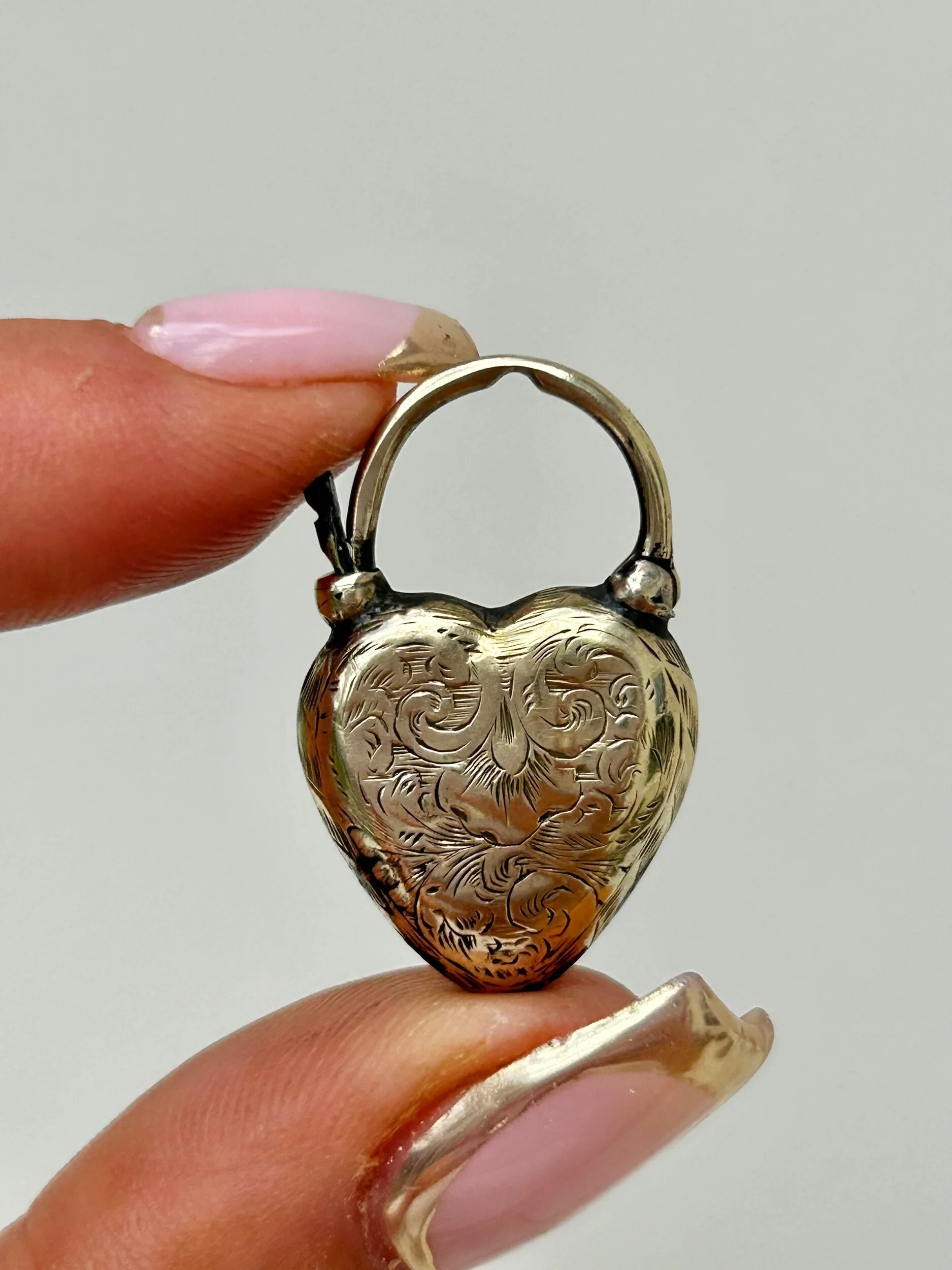 DB43D6B3-01C3-4B77-8D1C-31FD17E2264D