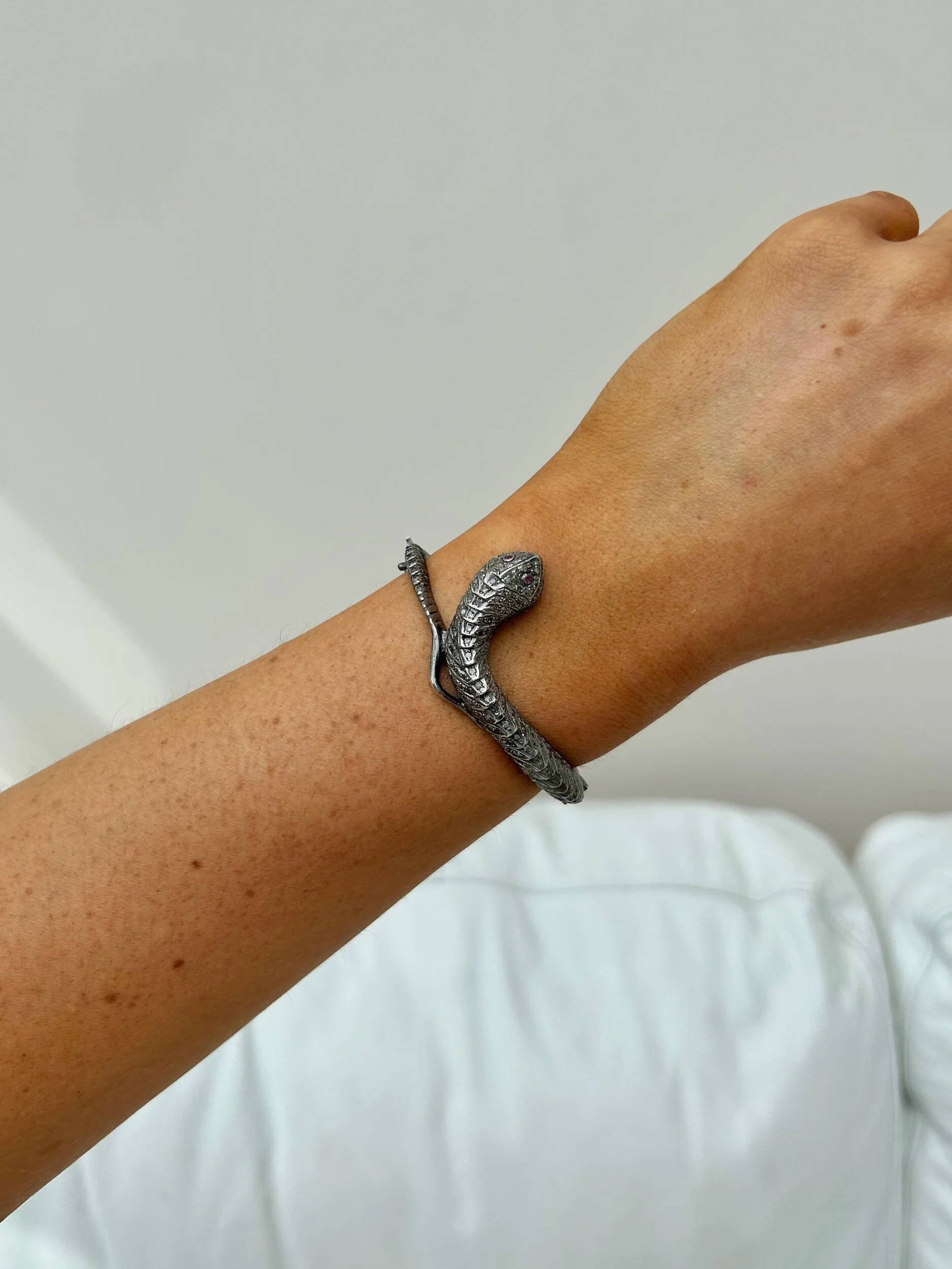 38913DF9-432B-4306-98E6-09DE4F89AEAF