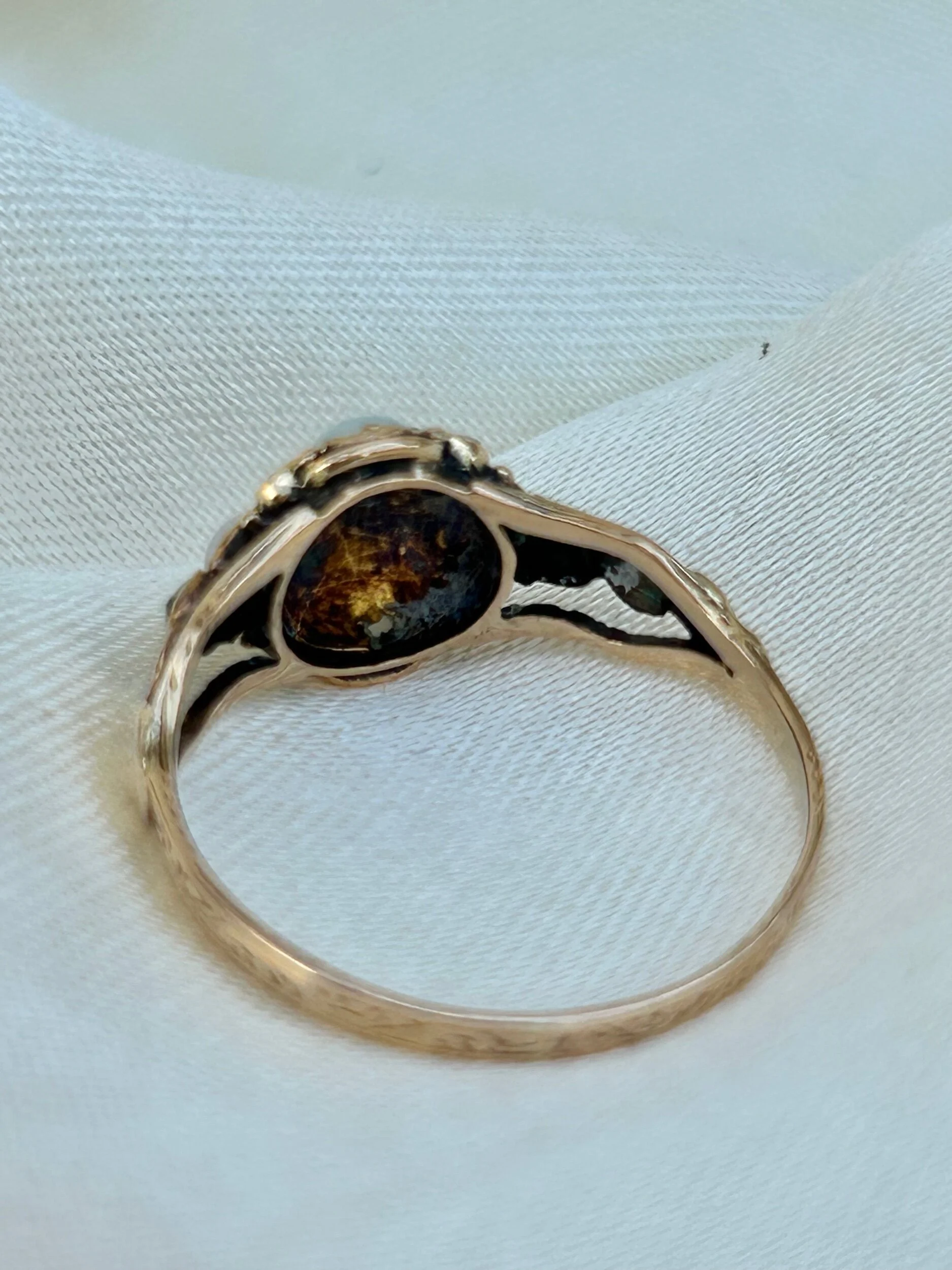 DCF22E6B-FAA1-4194-A760-D04234010C2F