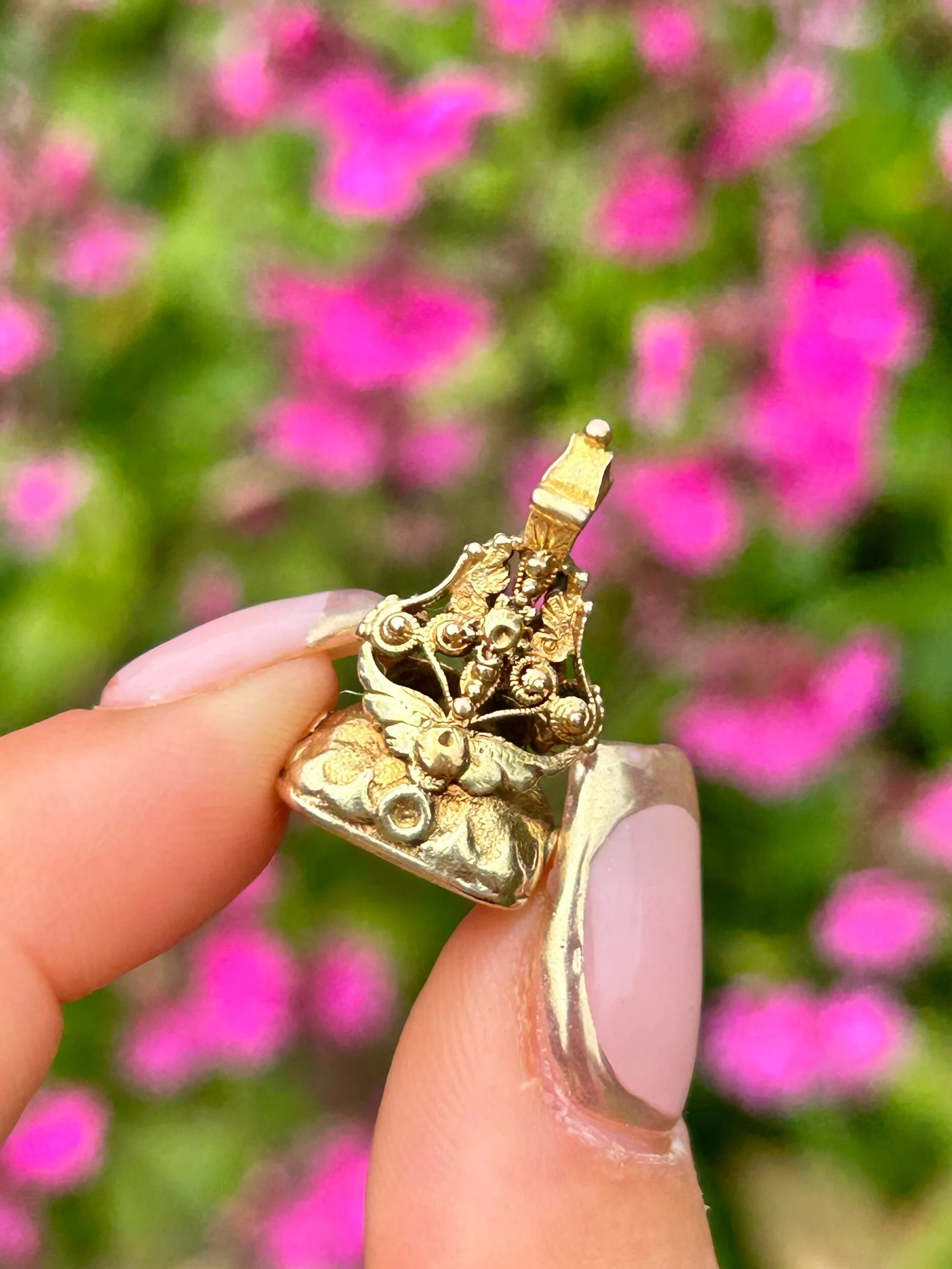 1CC257BD-0C95-420B-99B4-56304EA9A339