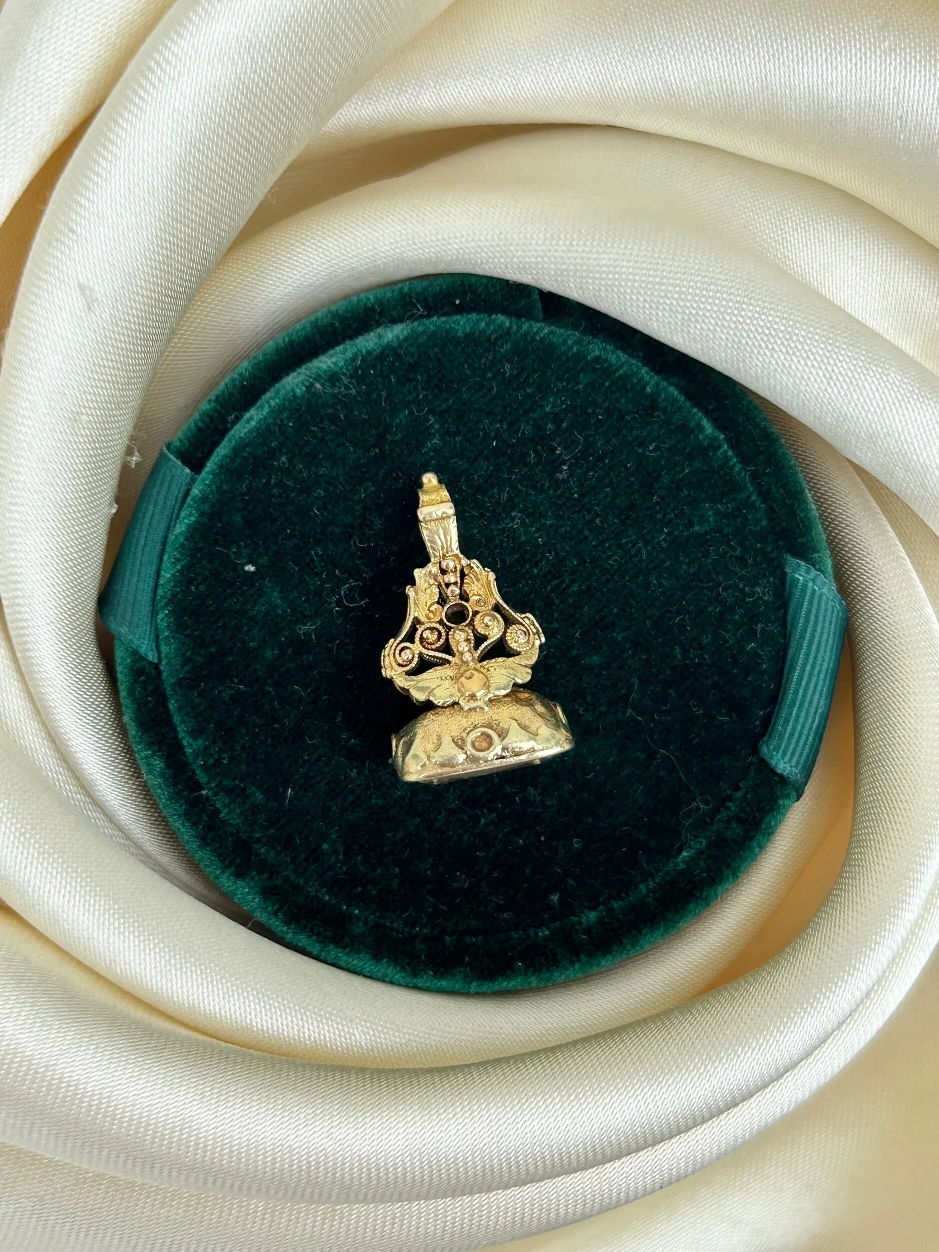 F599739F-7FB5-49F2-8AC6-D798305525B0