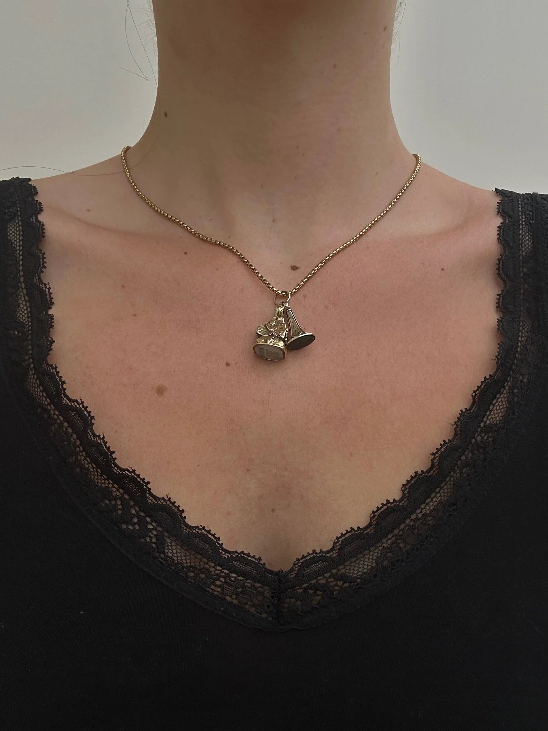 F394C98E-1856-42D3-A284-98476F007327