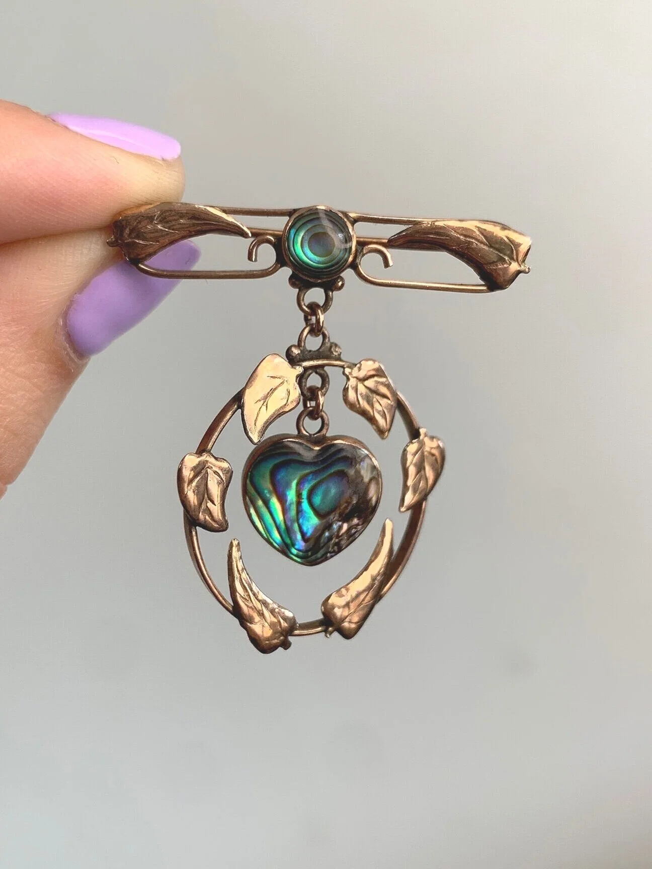 5EB6D088-C6DC-4E6E-8D6A-07FC0B3A98EC