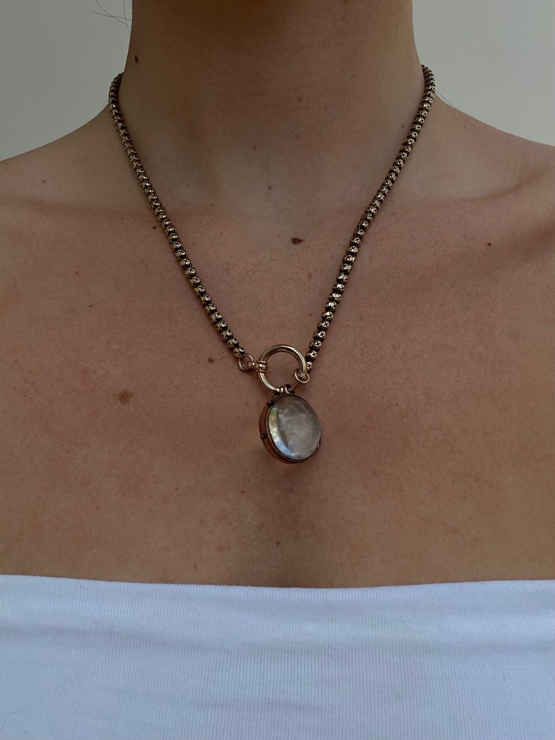 45CCBF2F-1B85-4FE5-A373-A4D228895217