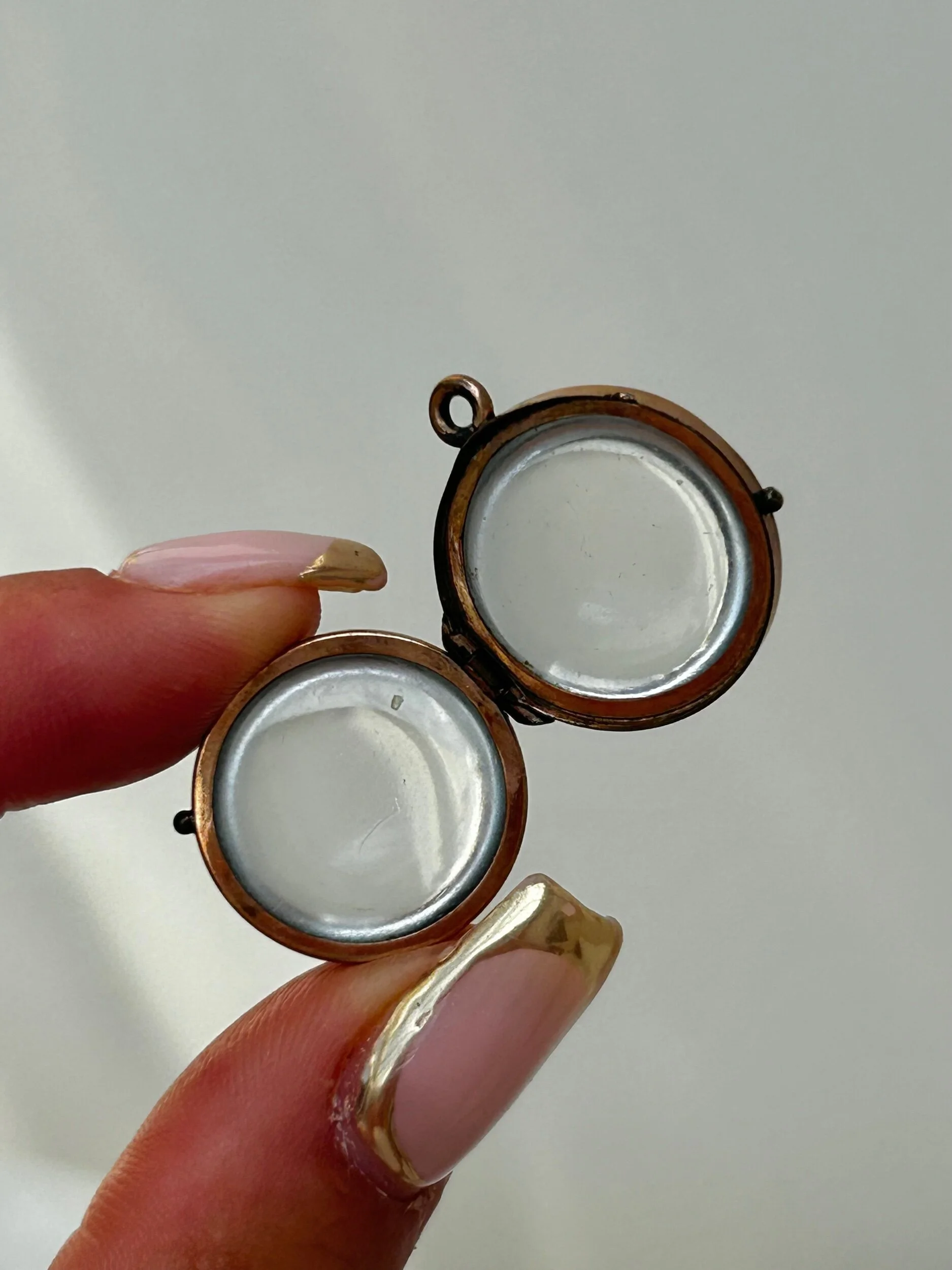 E06535EF-BDFF-4EFD-8CB7-77AB393A84CB