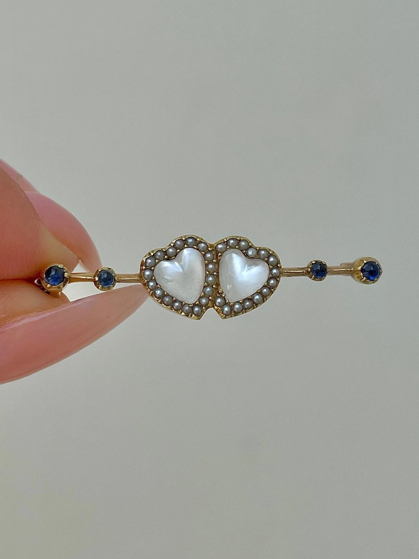 E5CA98D7-827A-41F4-AE14-5F8594BEFAB1