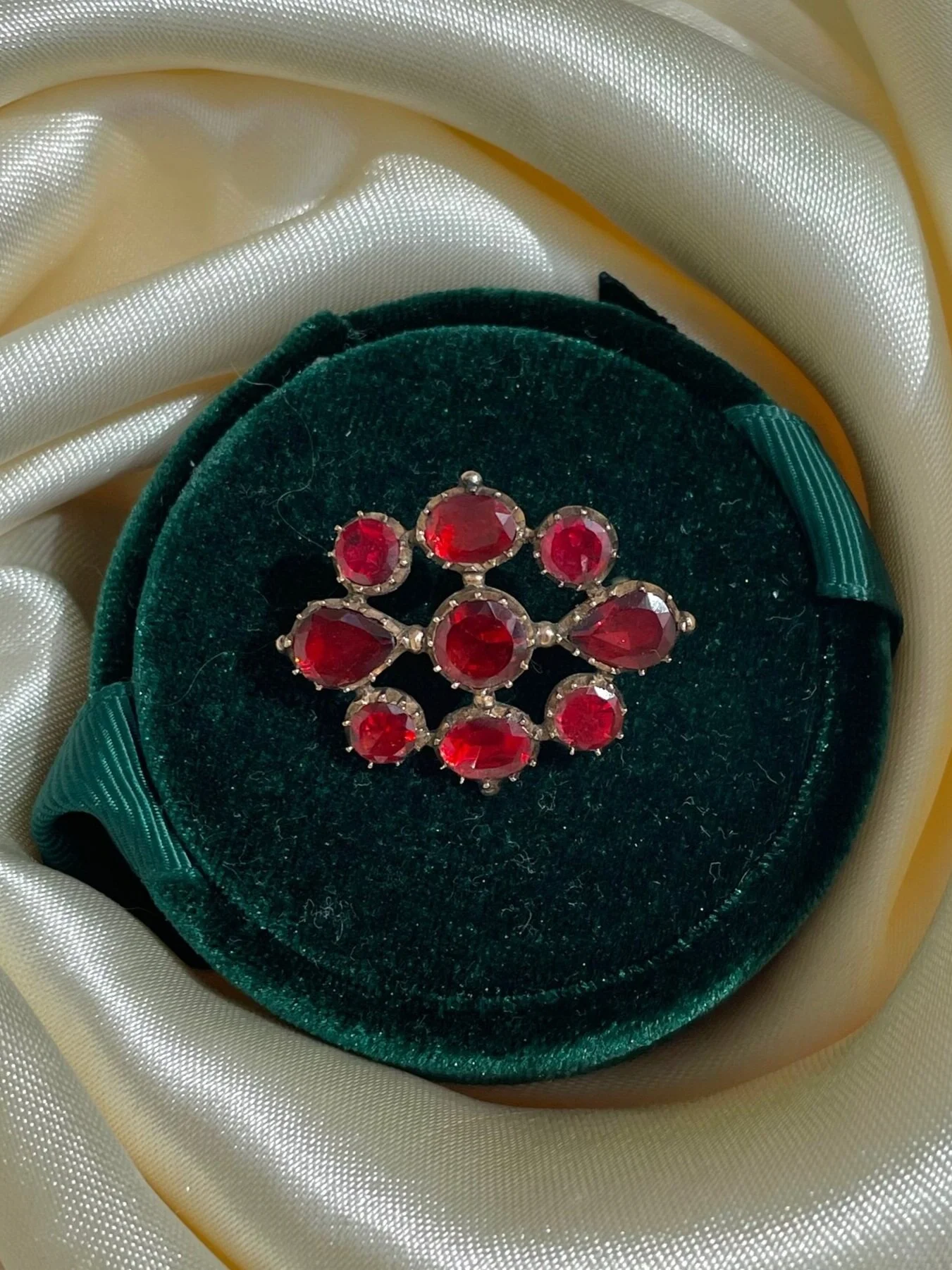 7BC2E2DF-5848-41EE-AF87-485443BB8FB9