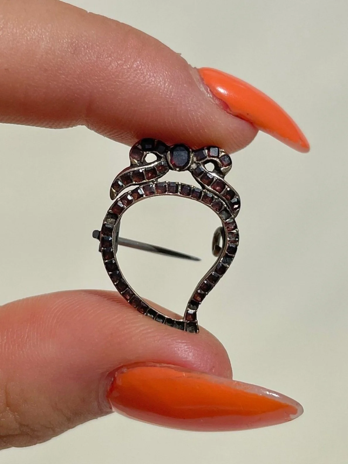 1689A99F-B3B5-48F1-82FE-BD917C8CB08C