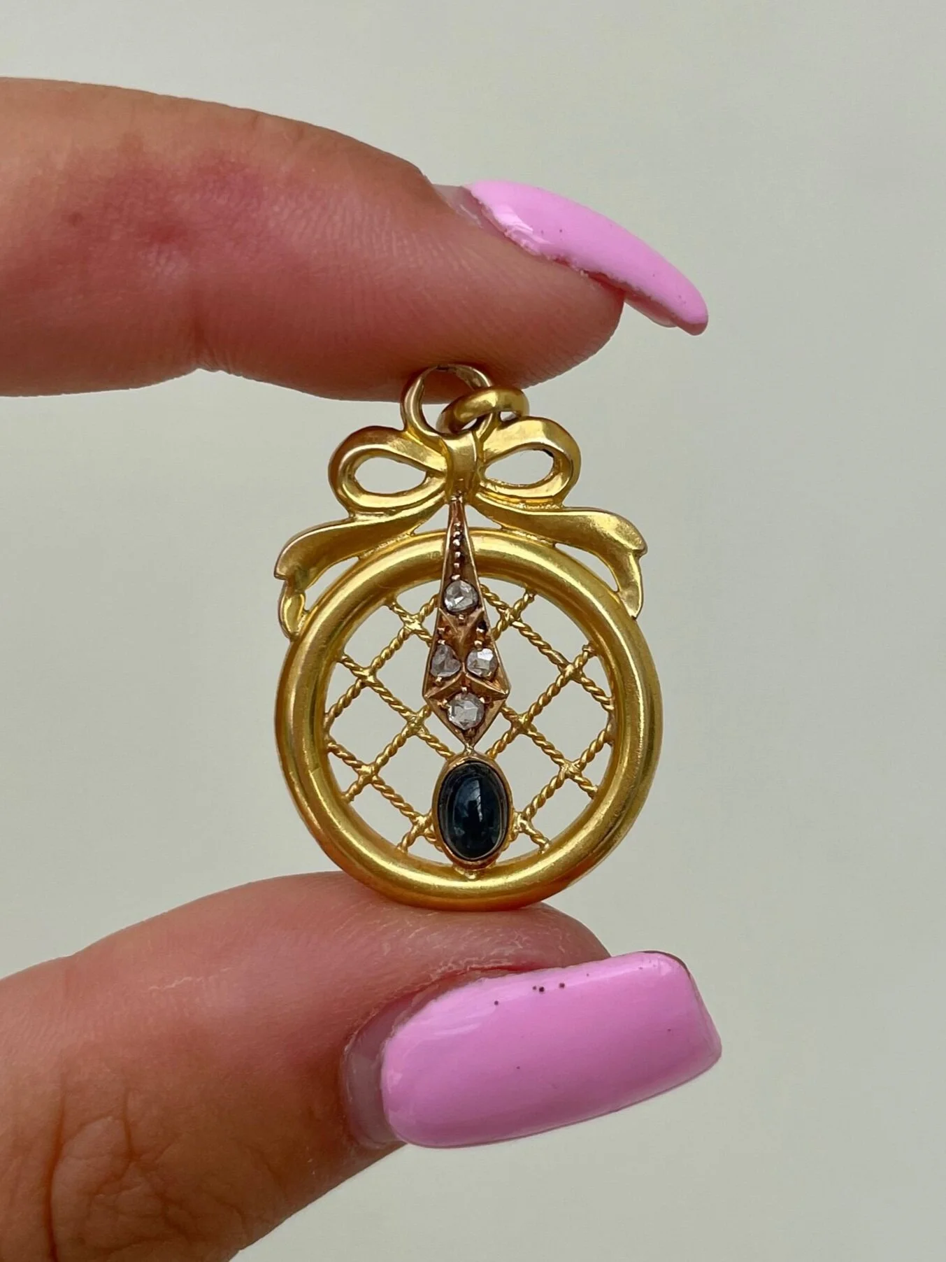 43B1475C-48FE-4DFA-962E-8DA76F032DB4