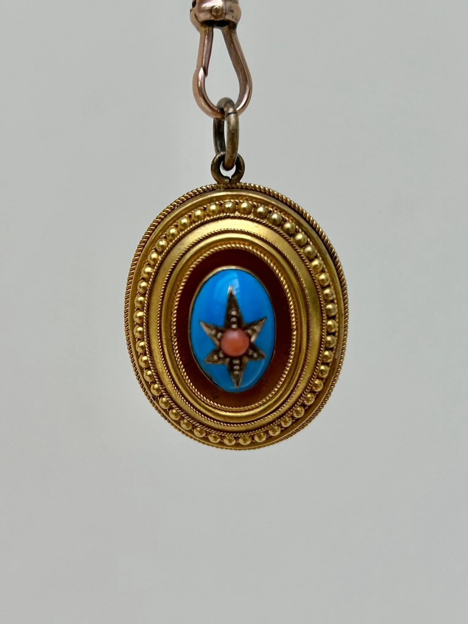 31762DC9-891A-4581-9207-58970E7F88E3