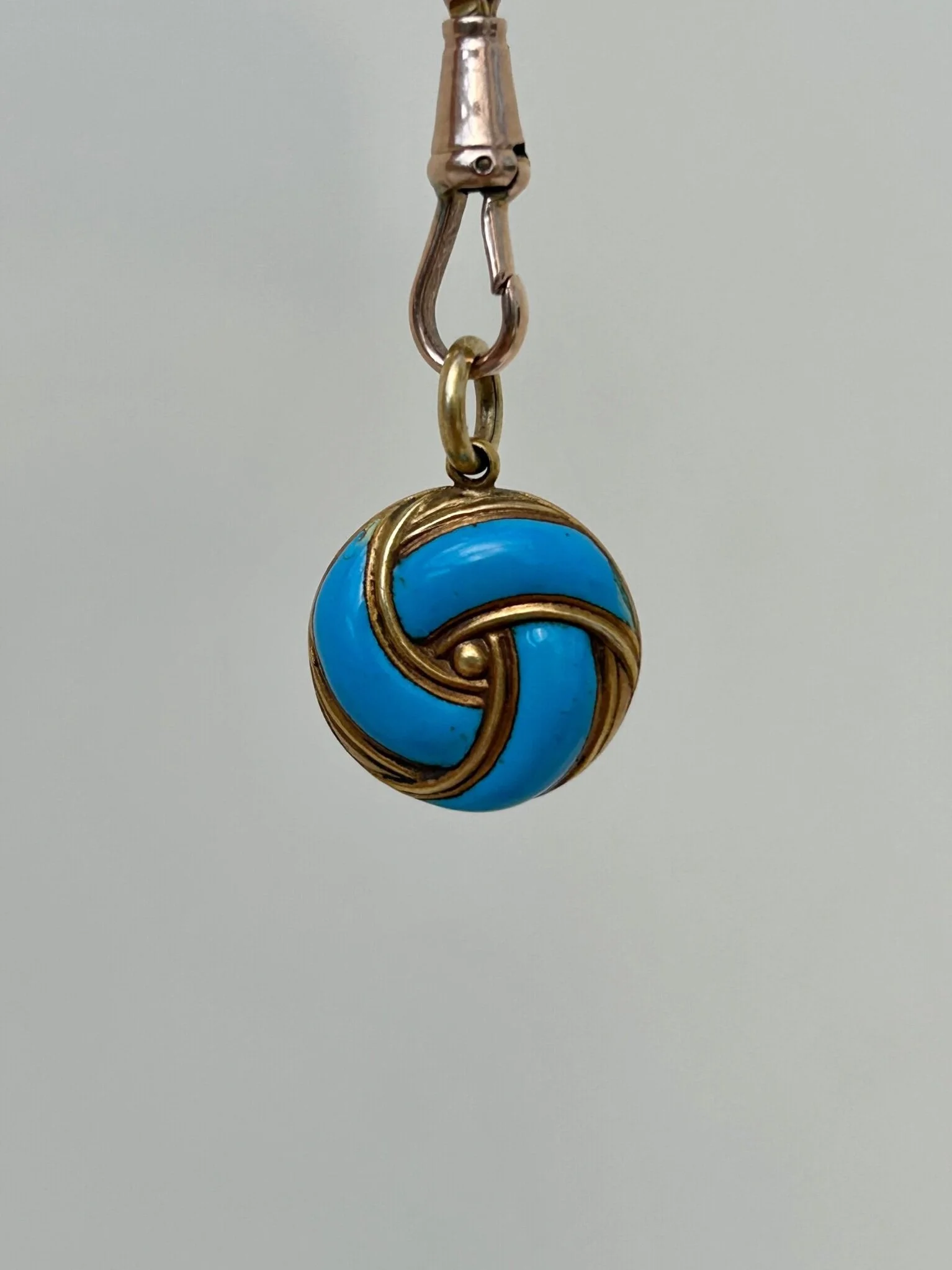 A3B3FD7A-CA4C-46CB-A299-07C5C90E7063