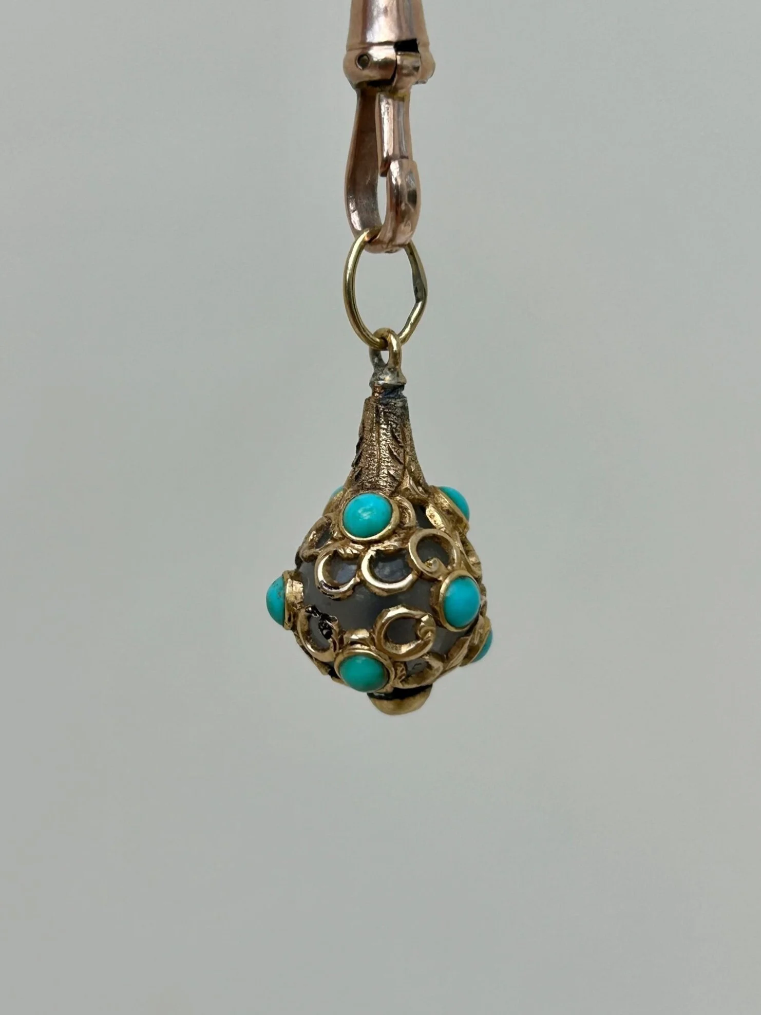 5ED5E057-8901-444C-9F05-A2D7A3E56487