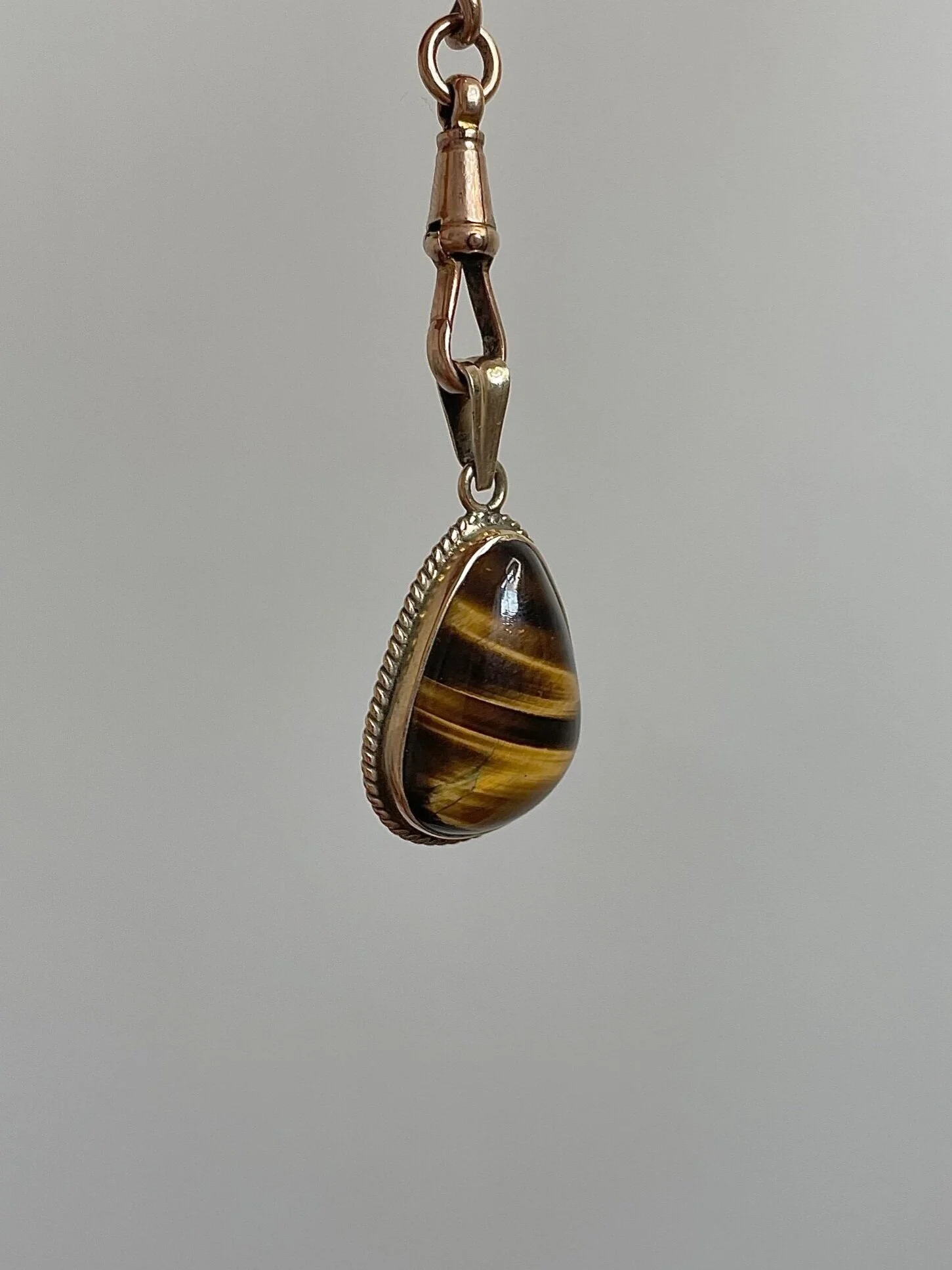 2ED79A66-45EE-442B-A2B1-70683C39D61C