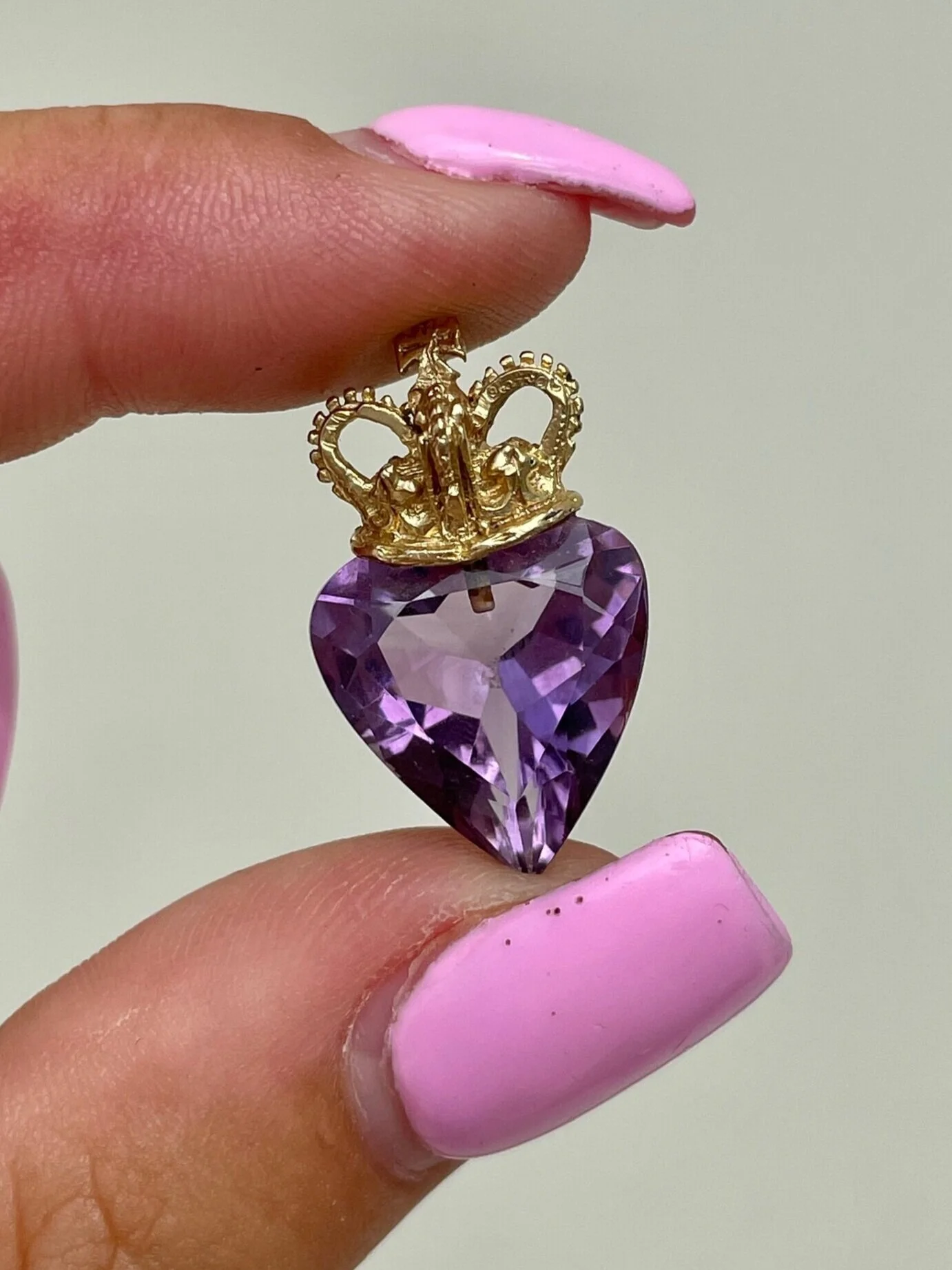 8D3C707A-EB3D-4786-9A21-55D6BFE817AA