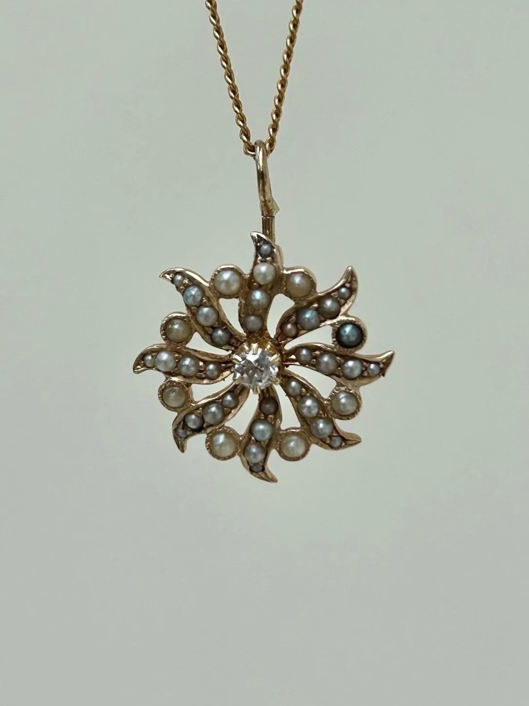 B4C3B7BD-205A-41F2-8E4B-769E692CC3AC