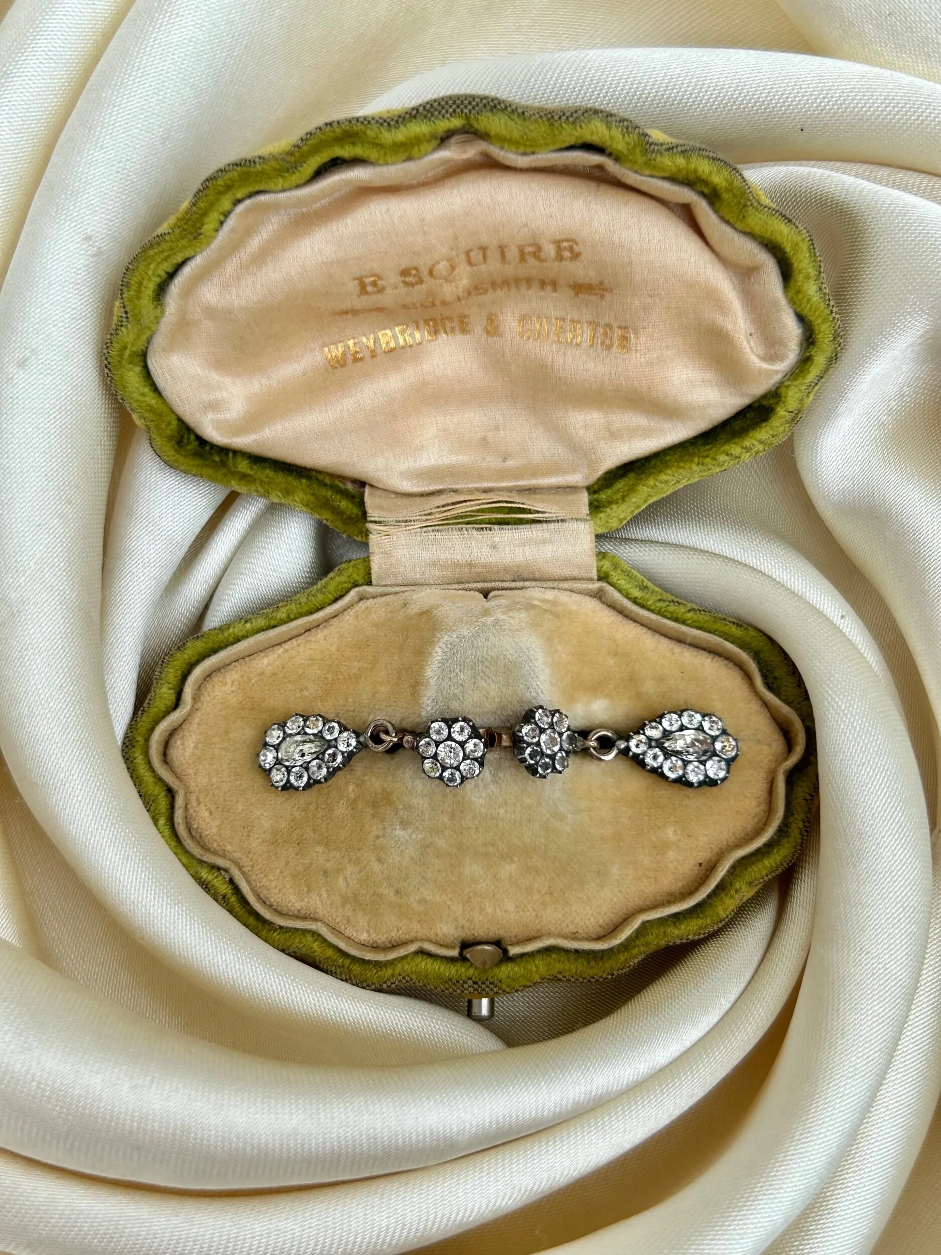 1E5DF70F-928A-4891-8DF2-A5C98038FE3B