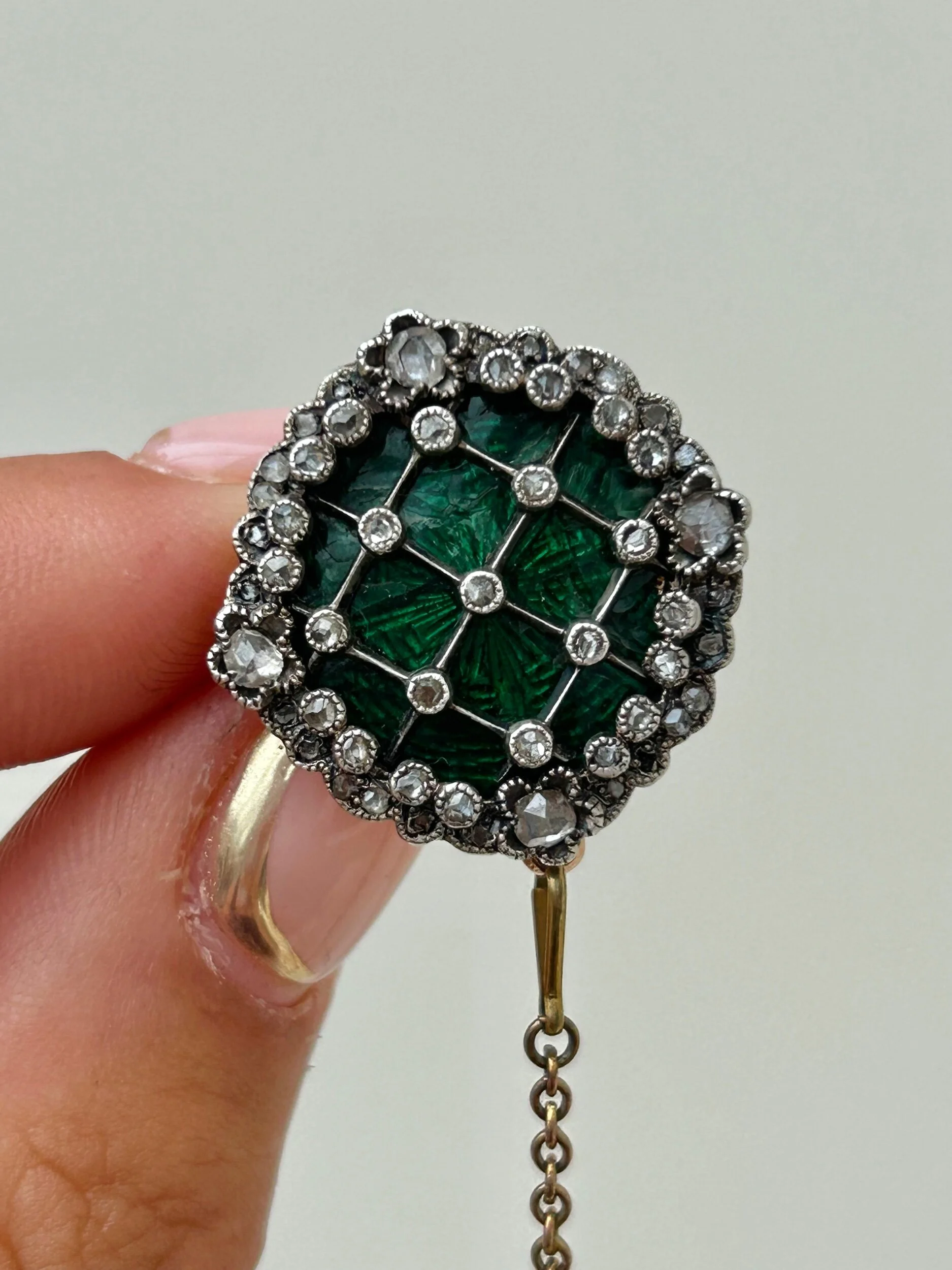 68780468-A760-4C6B-8542-EE9751F8FDBF