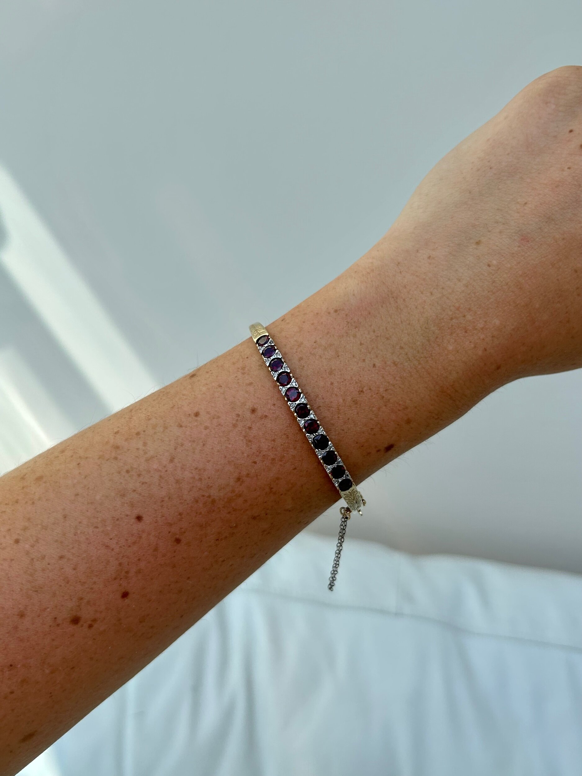 8EA8EFCB-3283-4506-B824-FB3E4B92E367