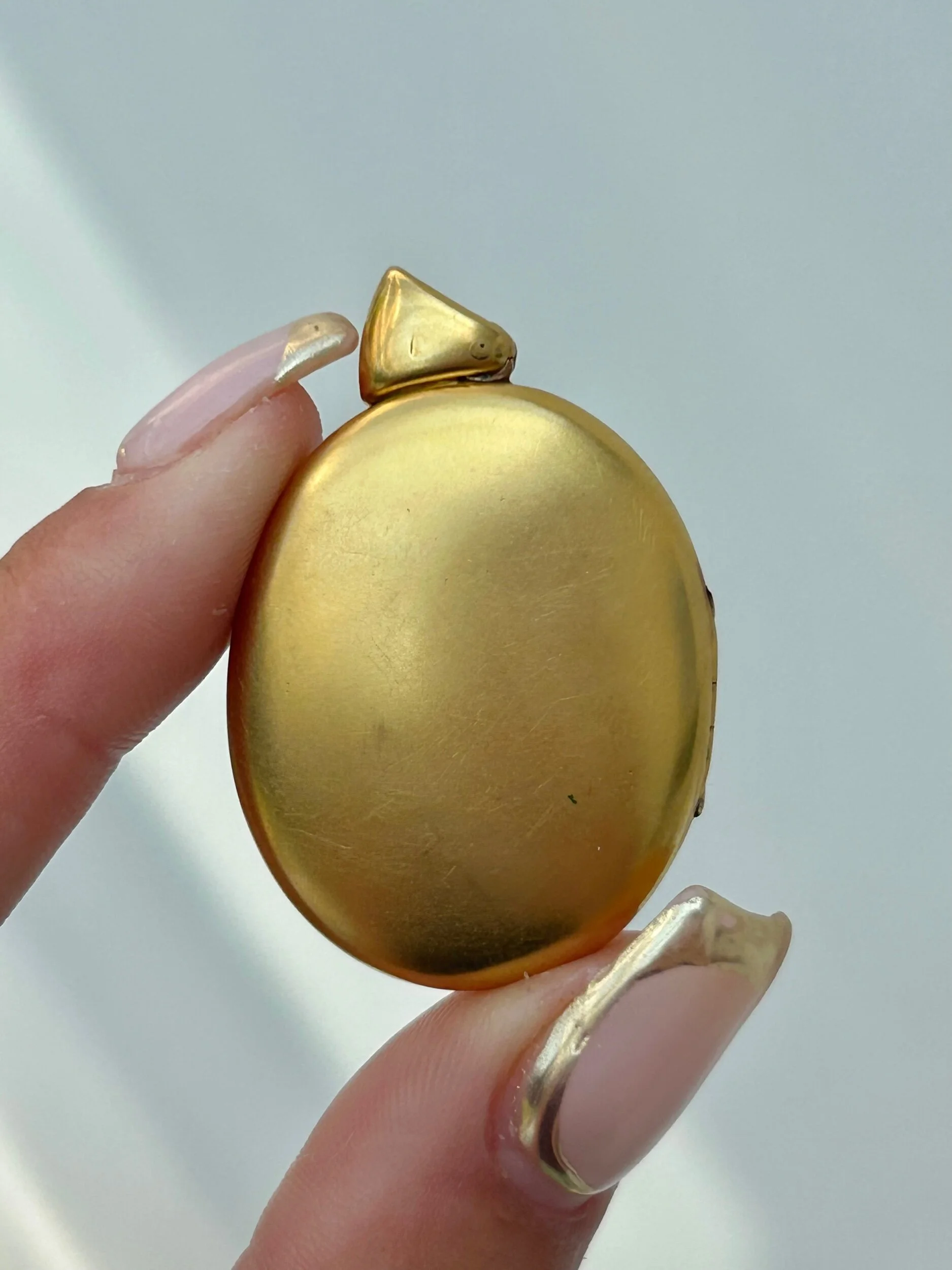 EFF831F8-EC85-4C52-83C5-3F56944F9A46