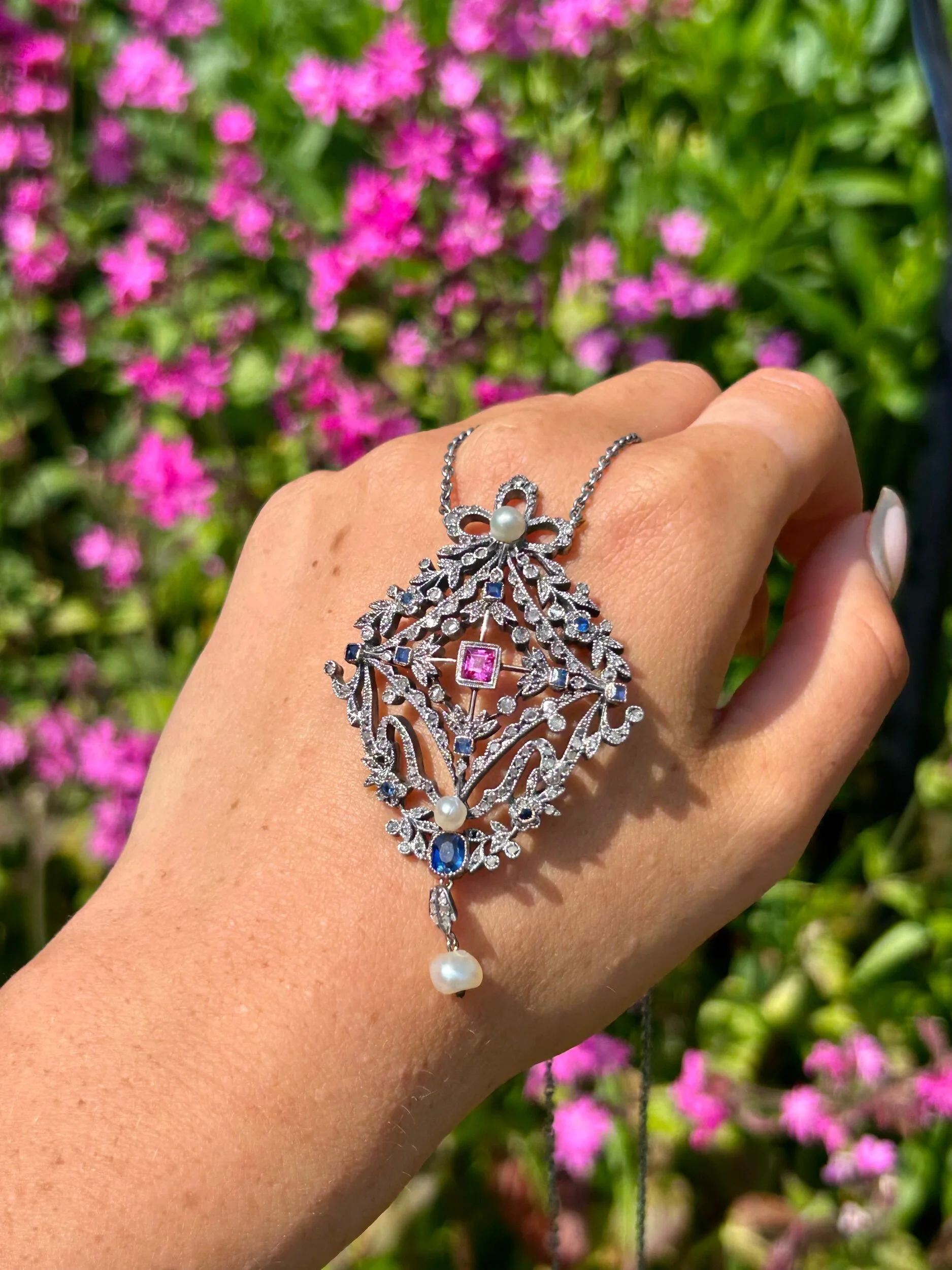 353A656D-56B5-4ECC-ABDD-A2A52C49E837