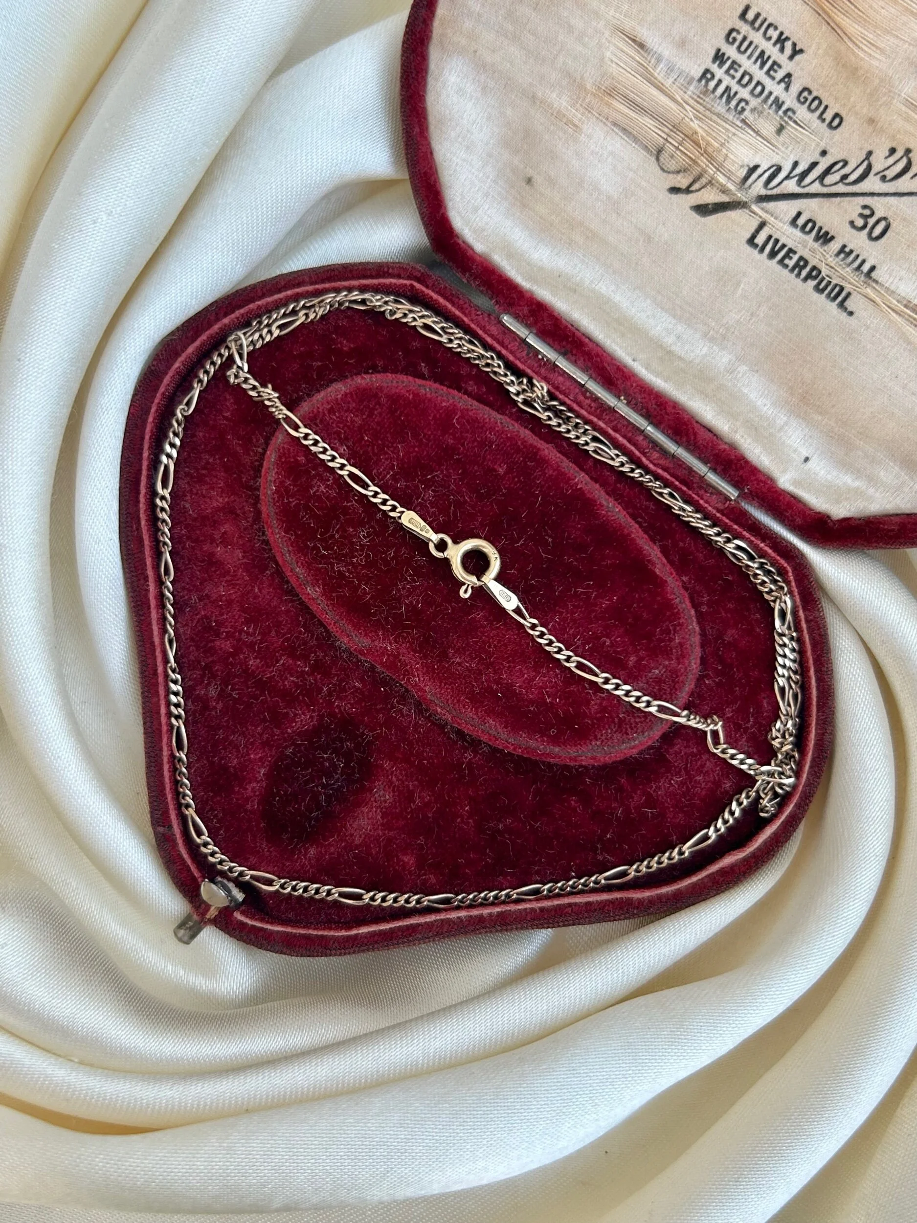 51D2CEB5-A387-41B5-A8F9-AE4E92B1FDC9