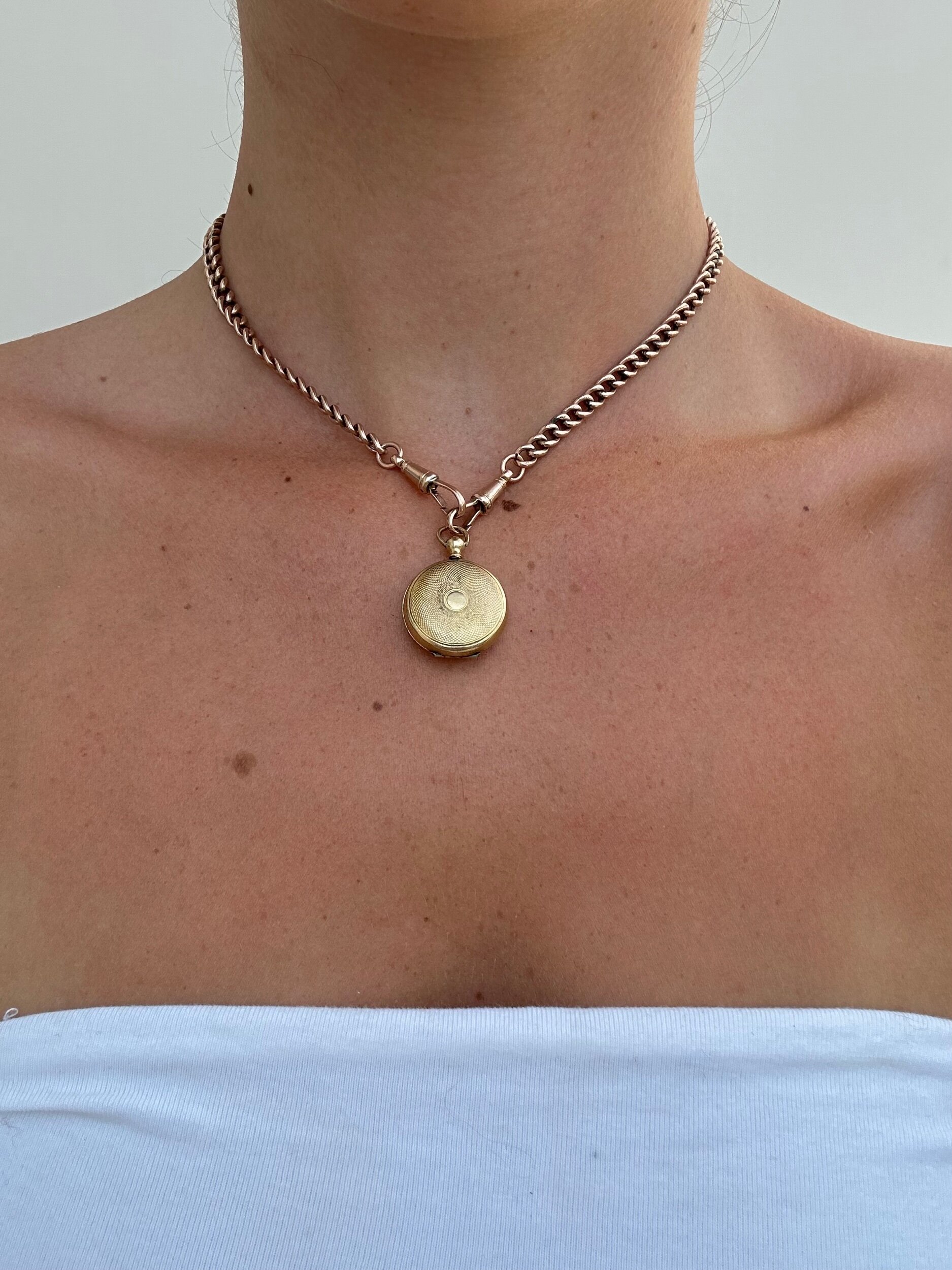 2825C500-2697-460F-9537-722830DA9D9F