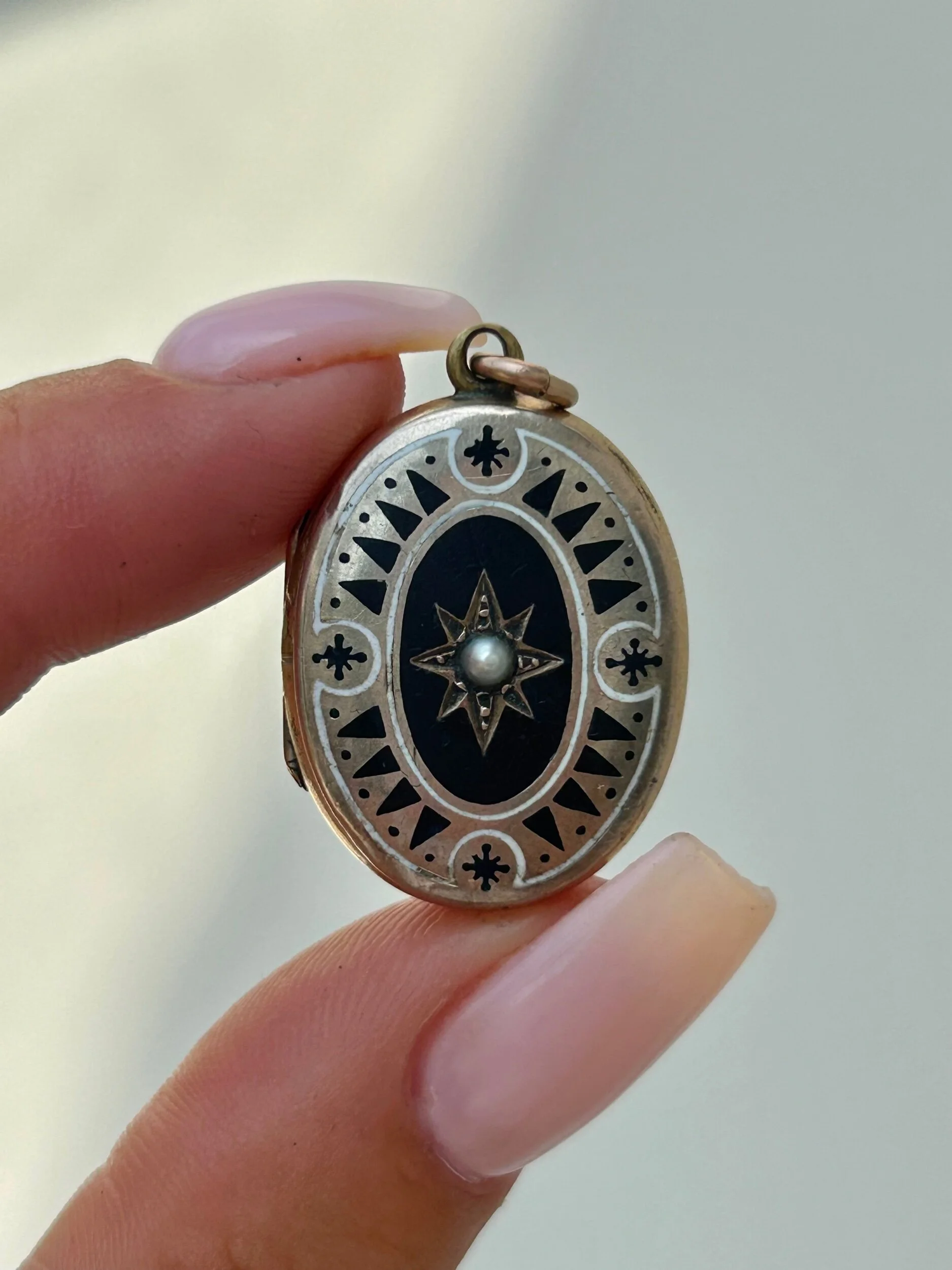 92C591F6-057F-4713-B959-A6D637BFE5CF