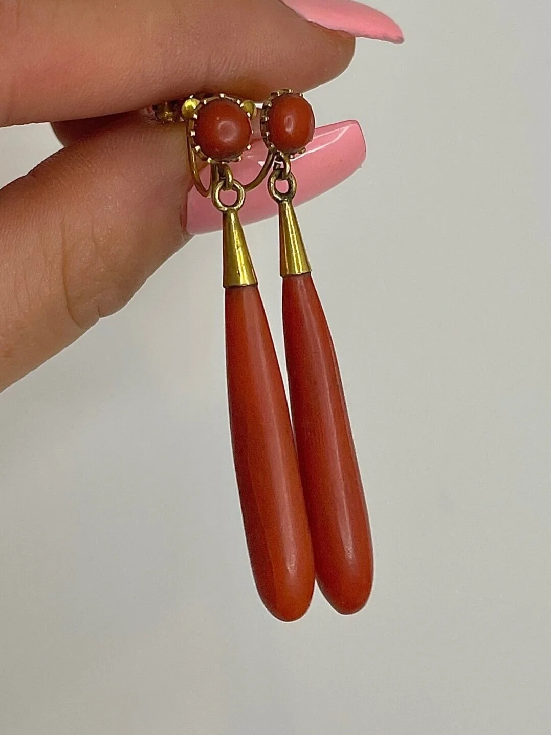 F3A995BC-2A97-48EC-ADA3-9582474746F5