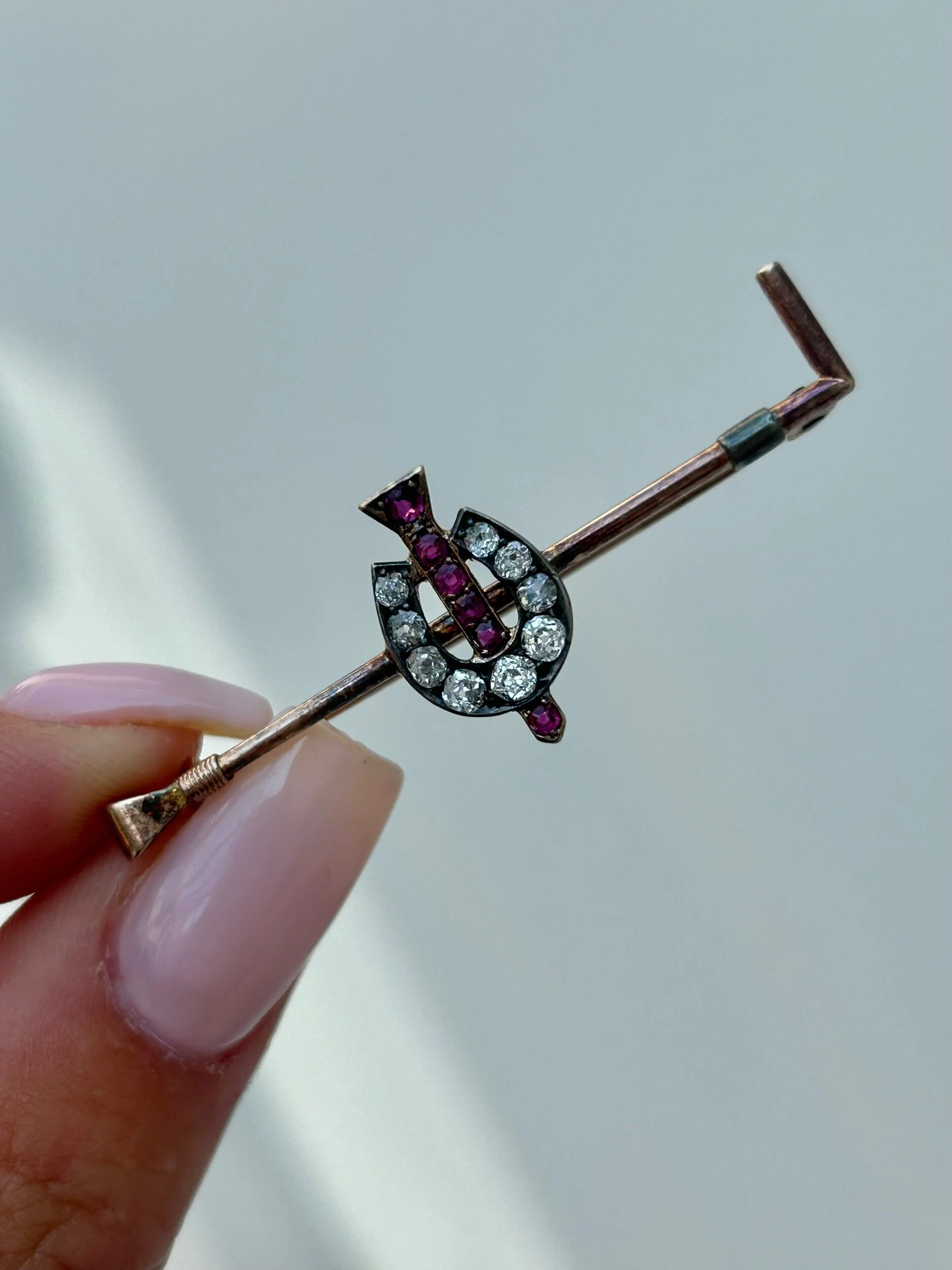 949A111A-68F5-4499-8B86-C66C88DA0E02