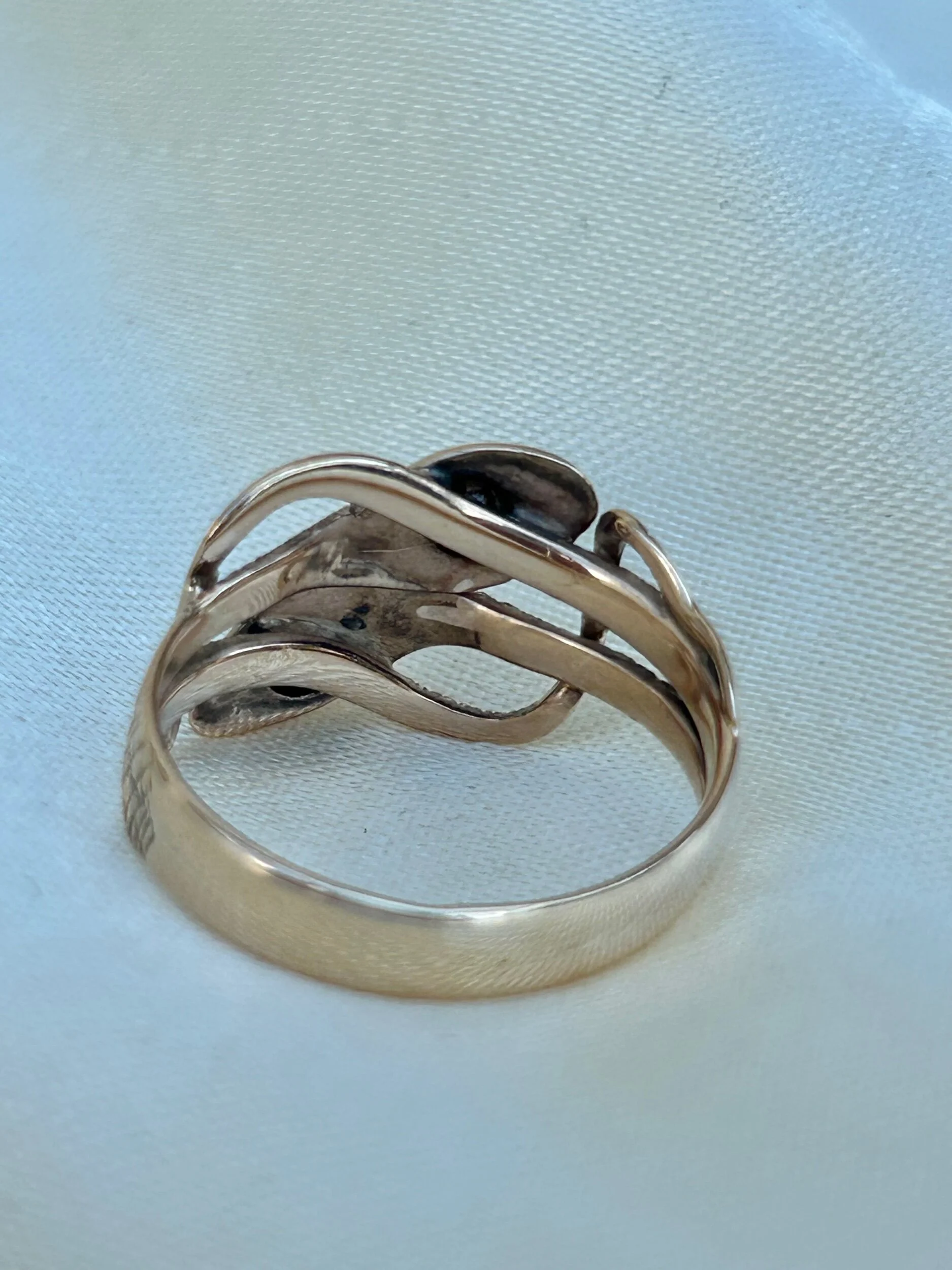 D5F7ACEB-16DC-40FF-88E0-066184144A5D